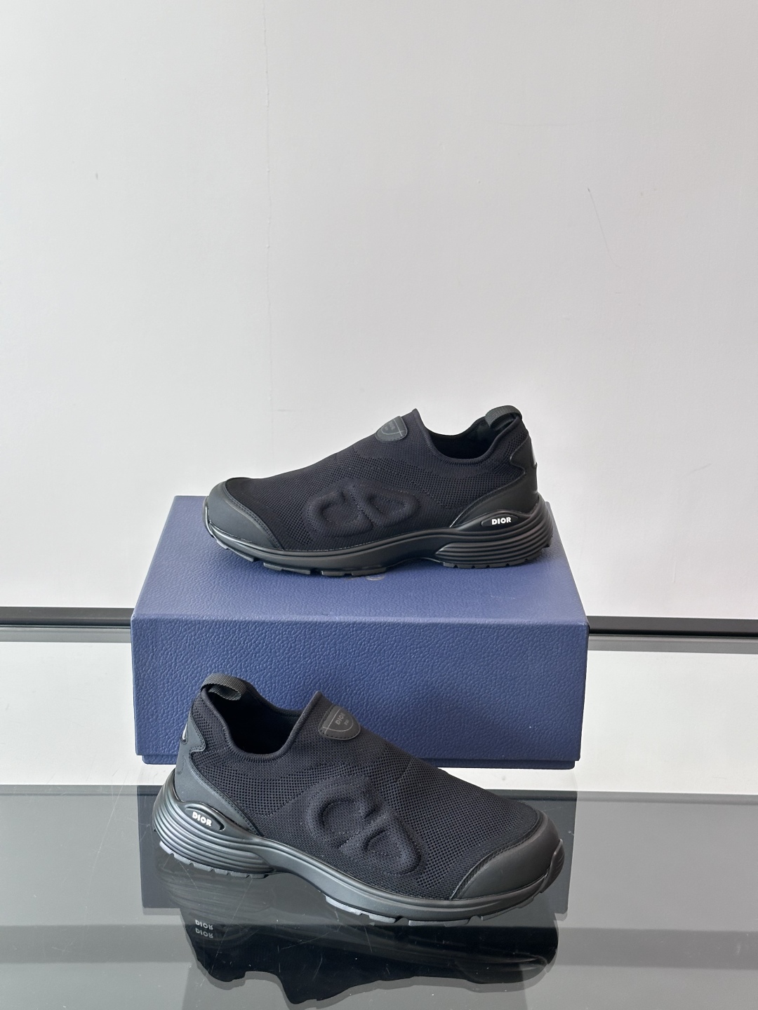 DIOR 迪奥 高版本新款.休闲.商务.集一体运动鞋. 简约超级百搭. 鞋面搭配 Logo布标.上脚完美