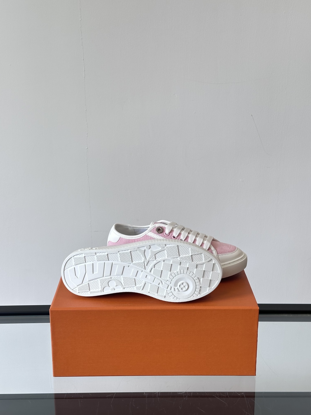  𝐋𝐨𝐮𝐢𝐬 𝐕𝐮𝐢𝐭𝐭𝐨𝐧 𝟮𝟬𝟮𝟱/𝐬𝐬 路易威登春夏新款休闲运动板鞋

具有青春气息的洋溢气息，上