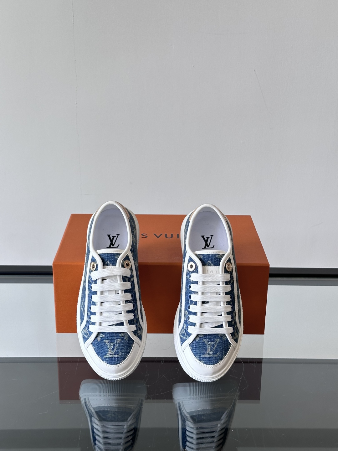  𝐋𝐨𝐮𝐢𝐬 𝐕𝐮𝐢𝐭𝐭𝐨𝐧 𝟮𝟬𝟮𝟱/𝐬𝐬 路易威登春夏新款休闲运动板鞋

具有青春气息的洋溢气息，上