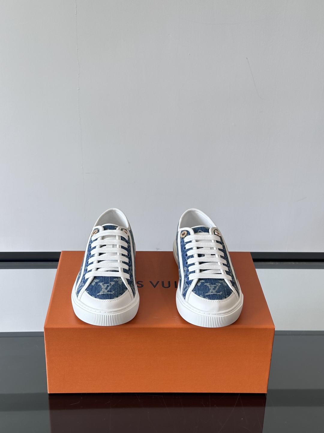  𝐋𝐨𝐮𝐢𝐬 𝐕𝐮𝐢𝐭𝐭𝐨𝐧 𝟮𝟬𝟮𝟱/𝐬𝐬 路易威登春夏新款休闲运动板鞋

具有青春气息的洋溢气息，上