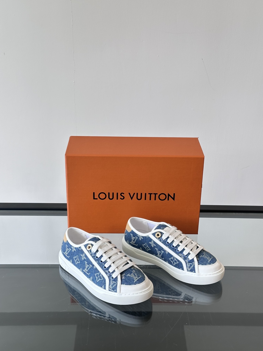  𝐋𝐨𝐮𝐢𝐬 𝐕𝐮𝐢𝐭𝐭𝐨𝐧 𝟮𝟬𝟮𝟱/𝐬𝐬 路易威登春夏新款休闲运动板鞋

具有青春气息的洋溢气息，上