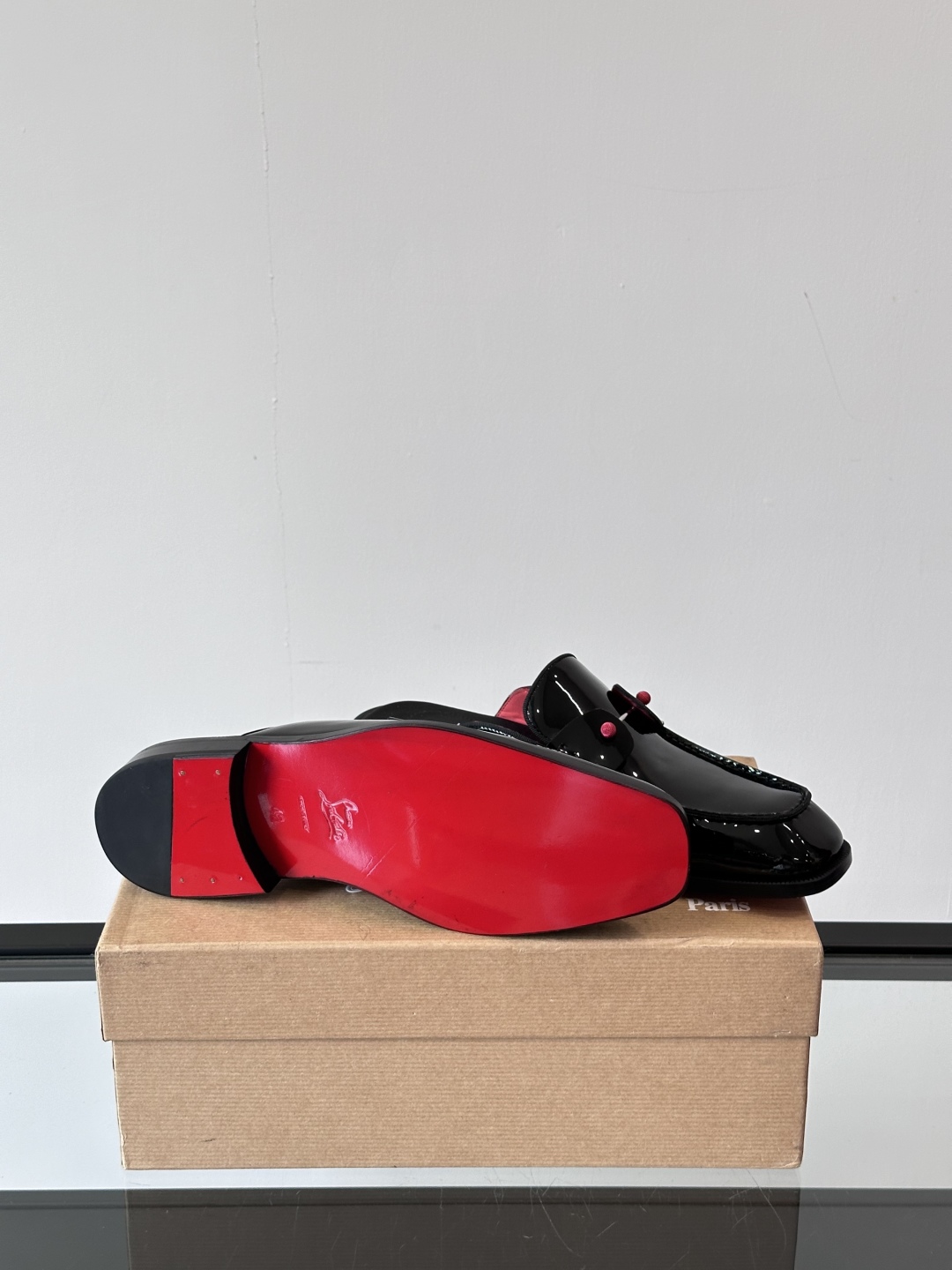 Christia*.Loubouti*高端男士半拖凉鞋。原版真牛皮大红底，意大利进口牛皮大底，头层牛皮，