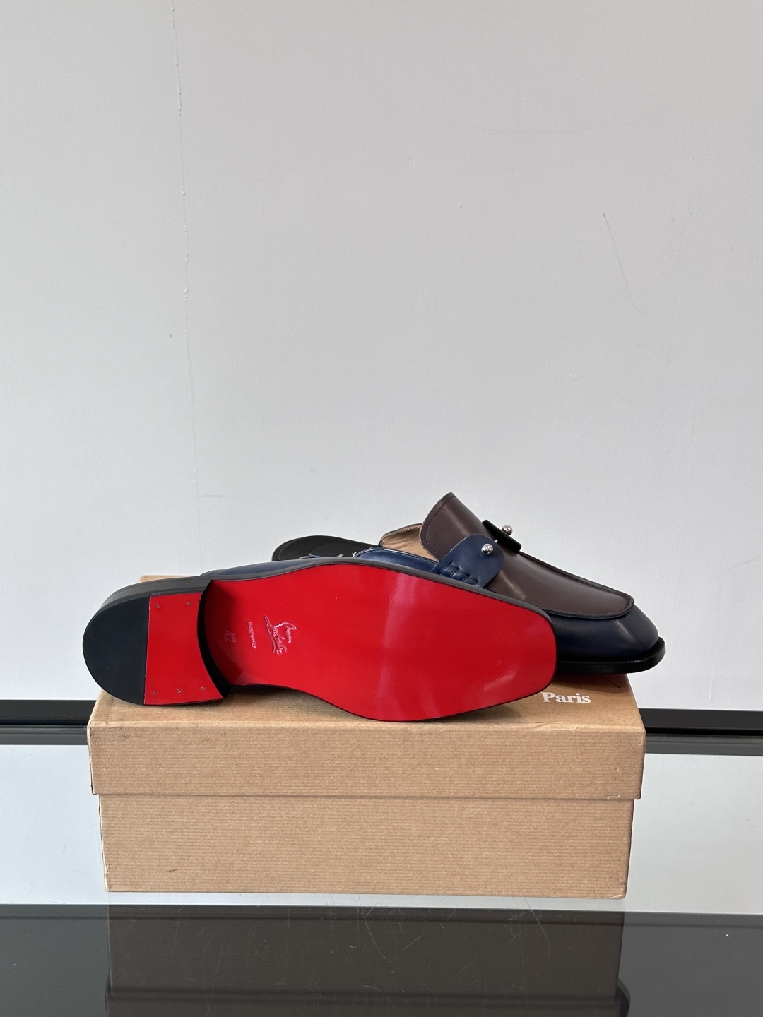 Christia*.Loubouti*高端男士半拖凉鞋。原版真牛皮大红底，意大利进口牛皮大底，头层牛皮，