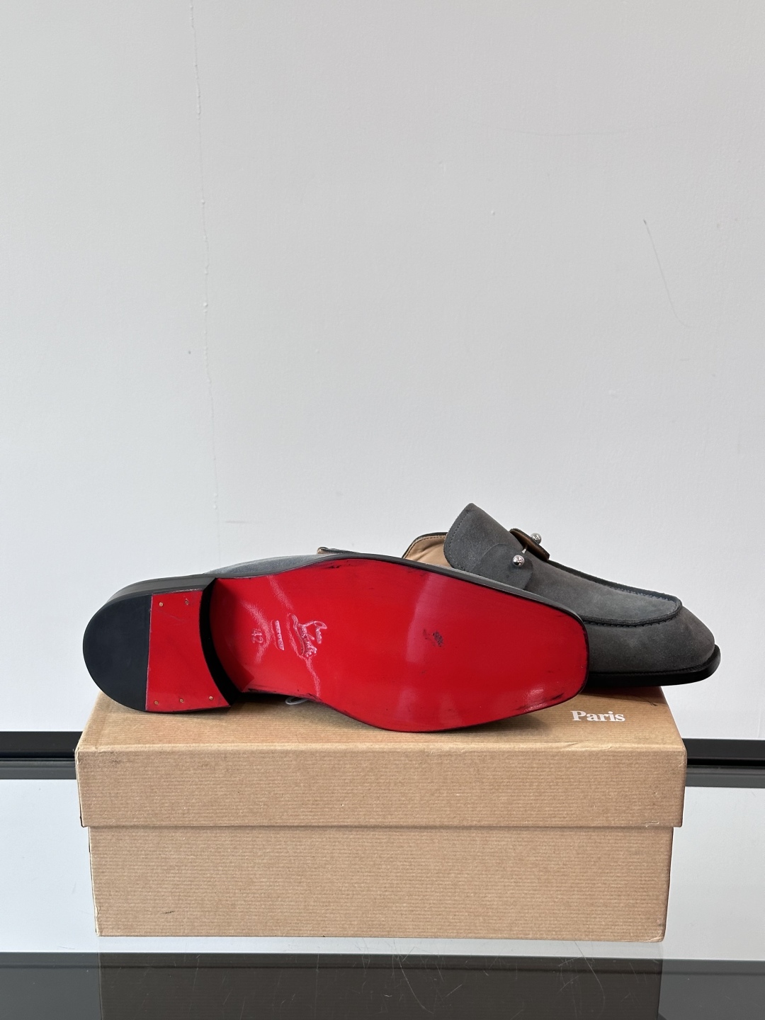 Christia*.Loubouti*高端男士半拖凉鞋。原版真牛皮大红底，意大利进口牛皮大底，头层牛皮，