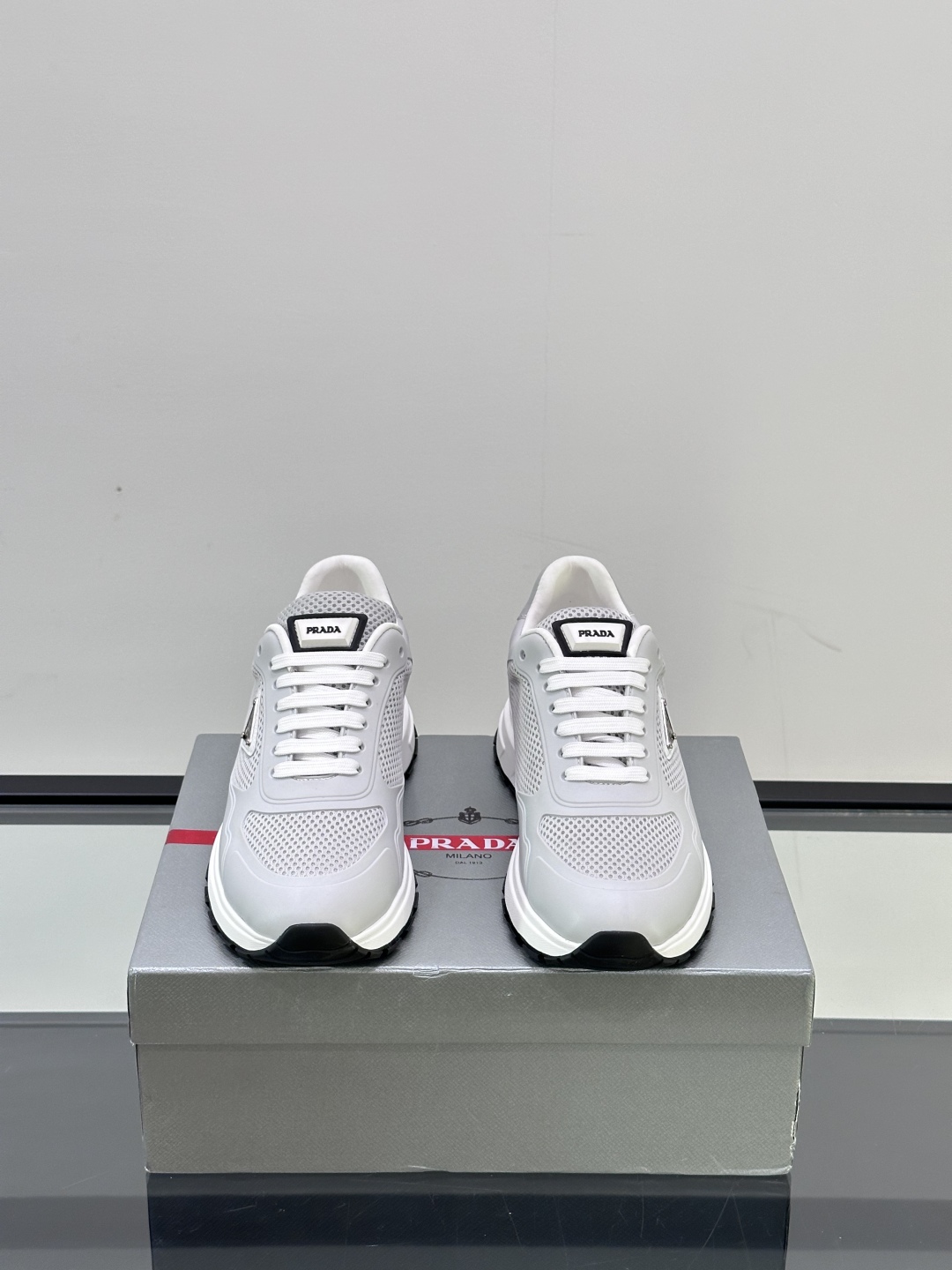 ◾️▫️Prad*拉达2025新品男士时尚运动鞋，进口小牛皮拼接网面材料，内里头层小牛皮搭配小牛鞋垫，鞋