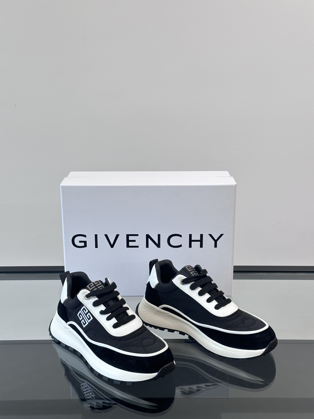 ▫️Gv *y～全新GIV 1男士厚底增高休闲运动鞋，鞋面高品质小牛皮拼接透气布面制成！上脚效果帅气有型