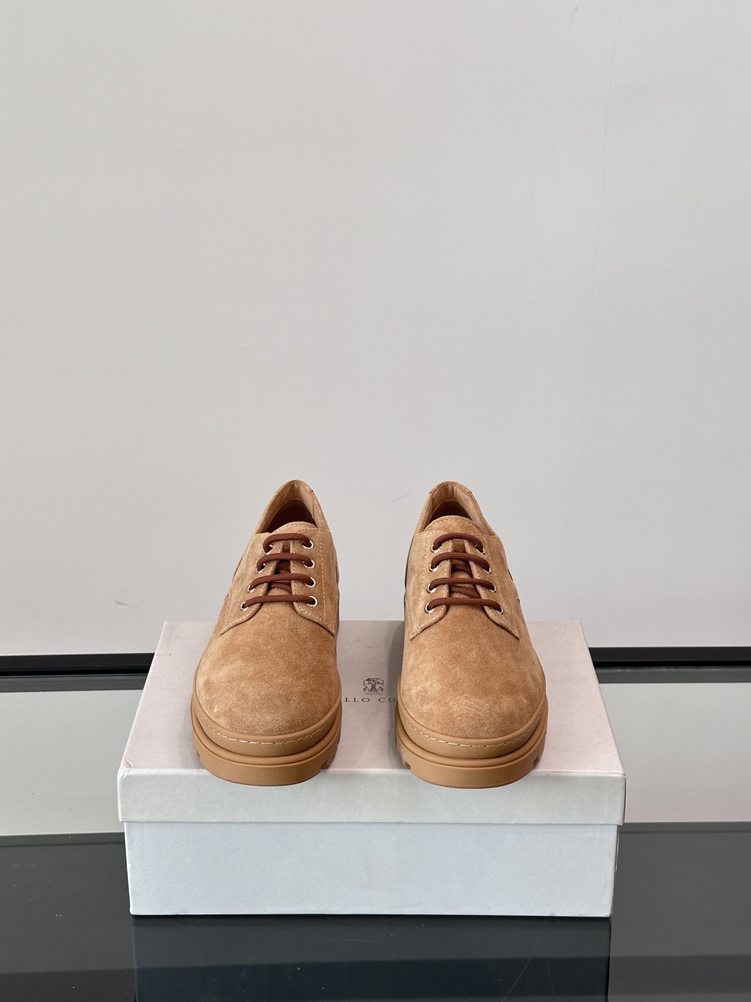 Brunello Cucinelli 高端男士休闲皮鞋，原版进口皮料打造，此款鞋型堪称经典，永不过时！真