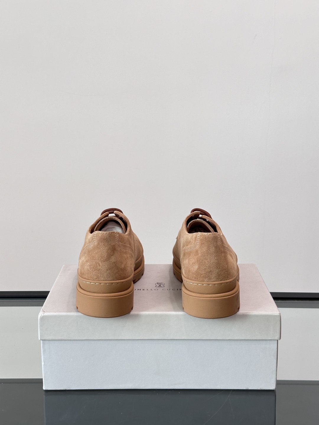Brunello Cucinelli 高端男士休闲皮鞋，原版进口皮料打造，此款鞋型堪称经典，永不过时！真