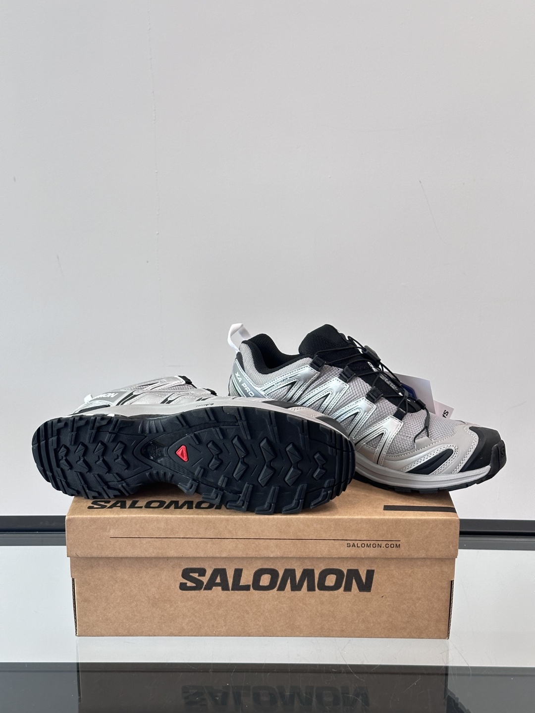 Salomon XA PRO 3D ADV 萨洛蒙户外越野跑鞋 鞋面采用SENSIFIT贴合技术 全方位