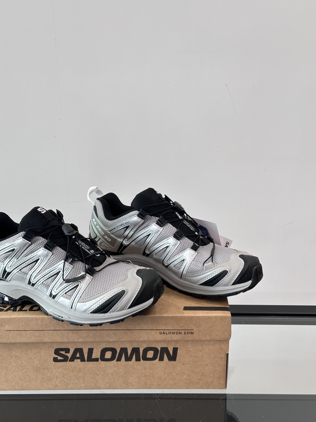 Salomon XA PRO 3D ADV 萨洛蒙户外越野跑鞋 鞋面采用SENSIFIT贴合技术 全方位