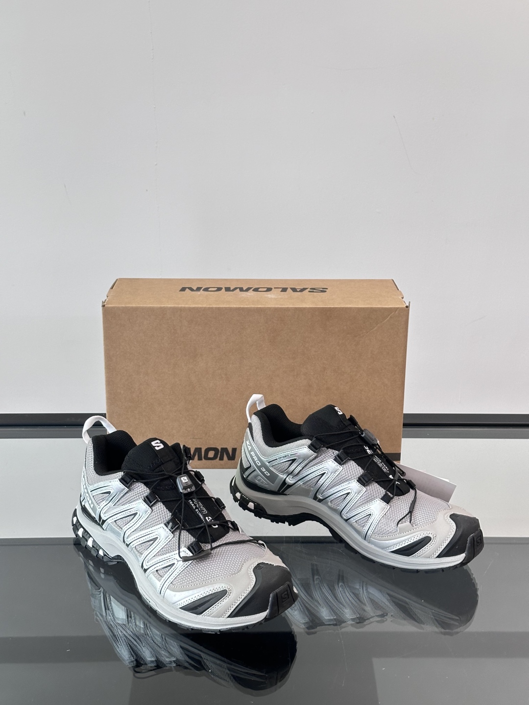 Salomon XA PRO 3D ADV 萨洛蒙户外越野跑鞋 鞋面采用SENSIFIT贴合技术 全方位