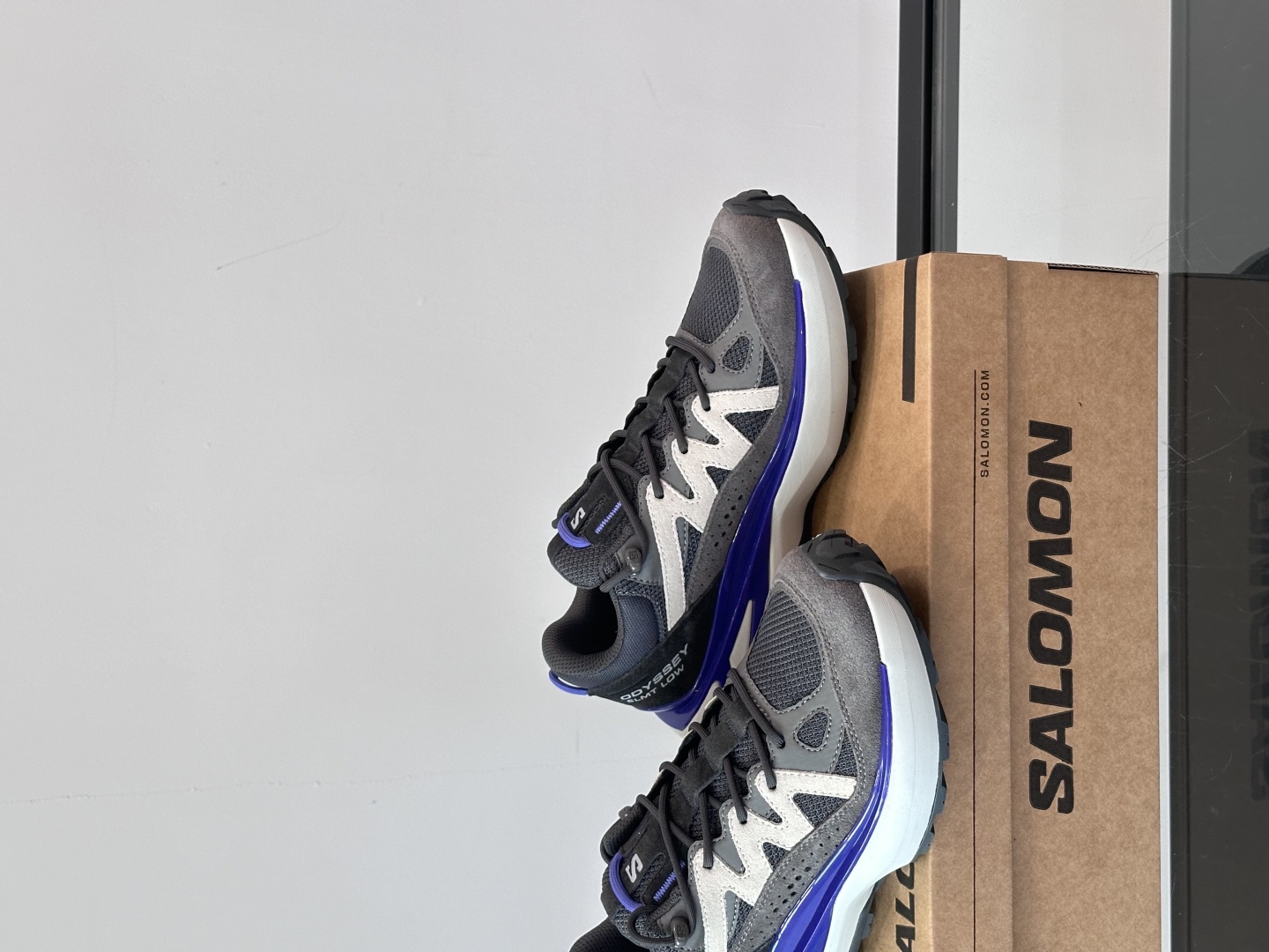 Salomon 萨洛蒙 情侣款 户外都市潮流舒适休闲 减震 Odyssey Elmt 运动鞋👟Salom