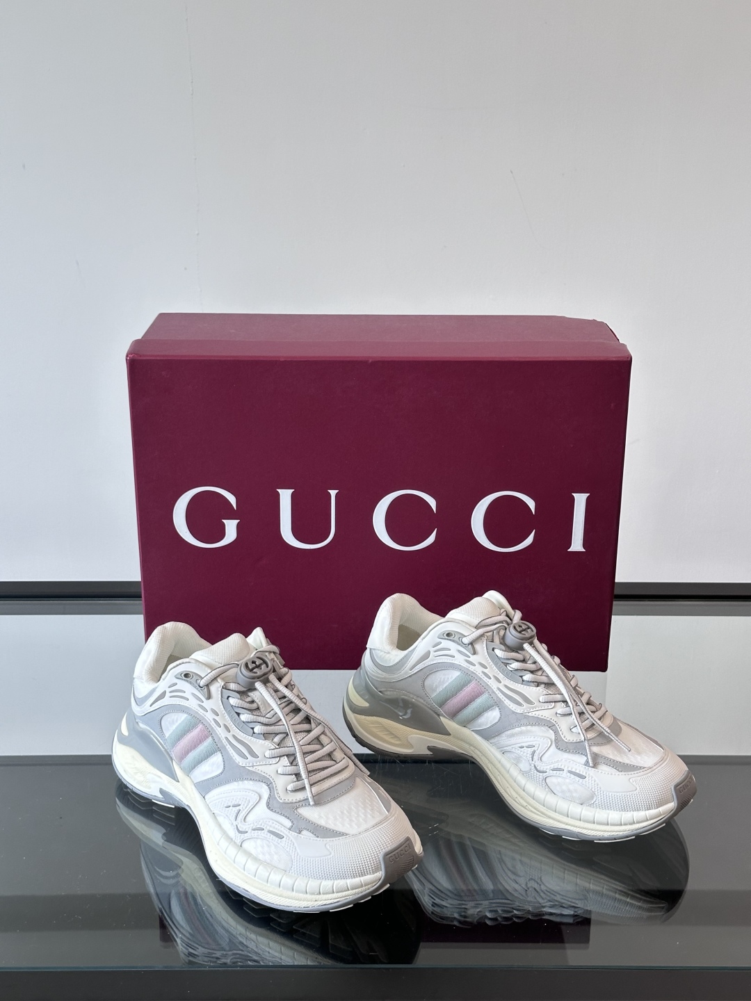 Gucci 2.0未来感运动鞋新作‼️一双颠覆性运动鞋来了. Gucci 2.0，全系列4款颜色且key