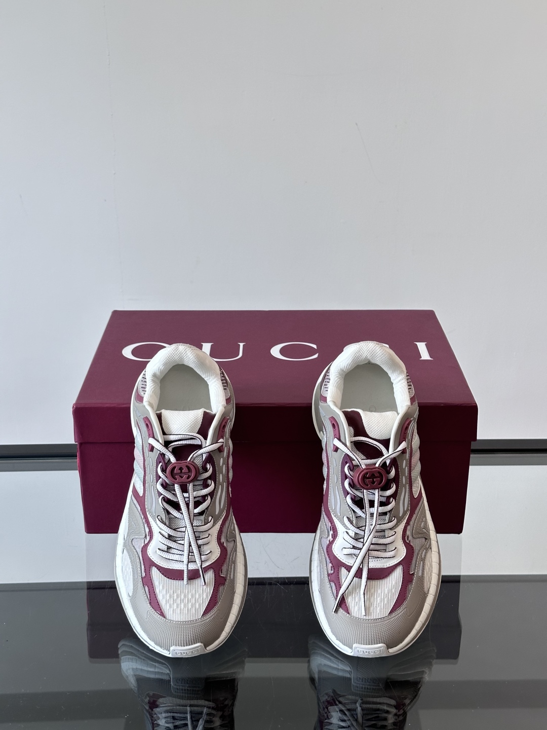 Gucci 2.0未来感运动鞋新作‼️一双颠覆性运动鞋来了. Gucci 2.0，全系列4款颜色且key