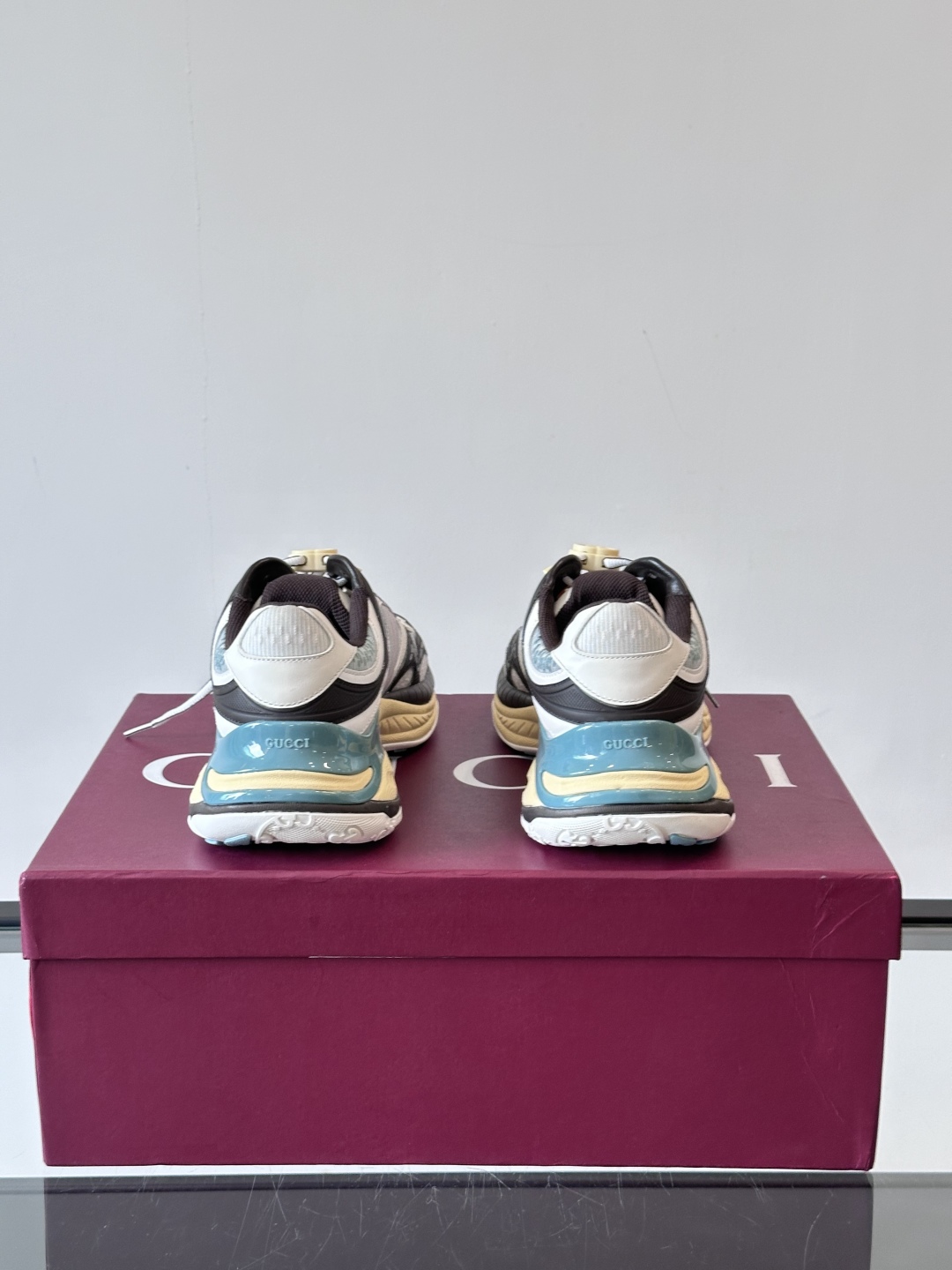 Gucci 2.0未来感运动鞋新作‼️一双颠覆性运动鞋来了. Gucci 2.0，全系列4款颜色且key