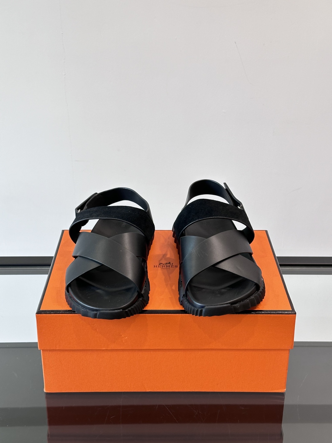 ◾️▫️Hermes 高端成型大底男士拖鞋凉鞋，高品质经典单品，用料上乘考究，版型宽松舒适，推荐入手，鞋