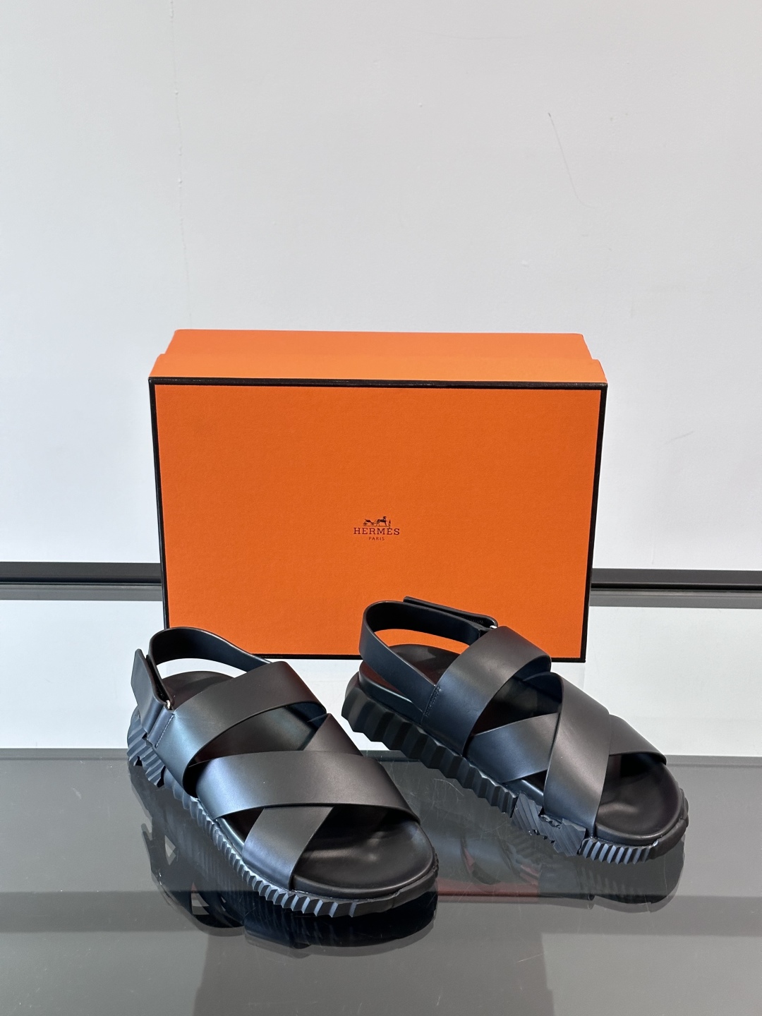 ◾️▫️Hermes 高端成型大底男士拖鞋凉鞋，高品质经典单品，用料上乘考究，版型宽松舒适，推荐入手，鞋