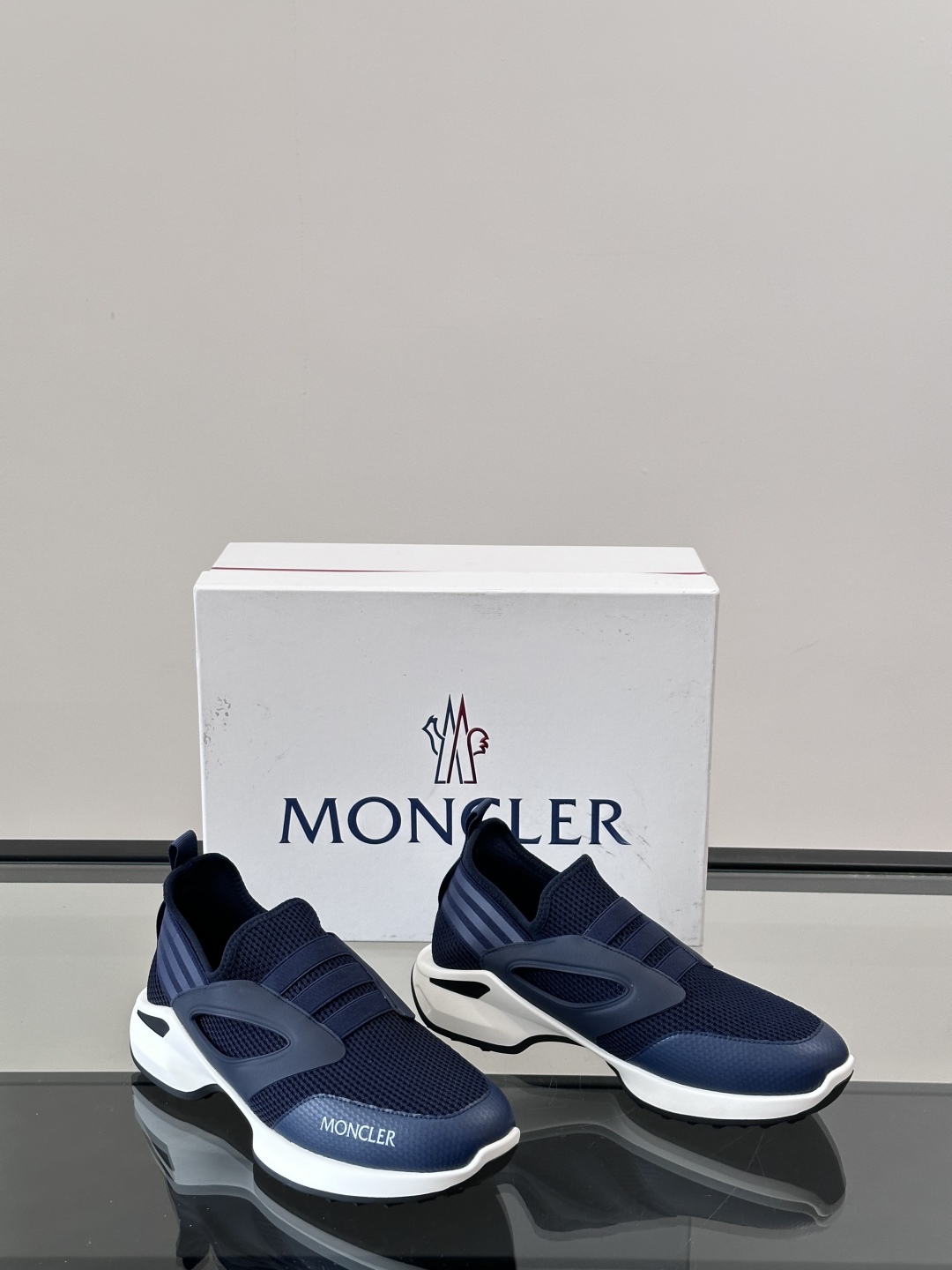 Moncler Men's Casual Slip-On Sneakers, Comfortable and Breathable, Sizes 39-44 6 cmp i1746460273557 1146 0 4