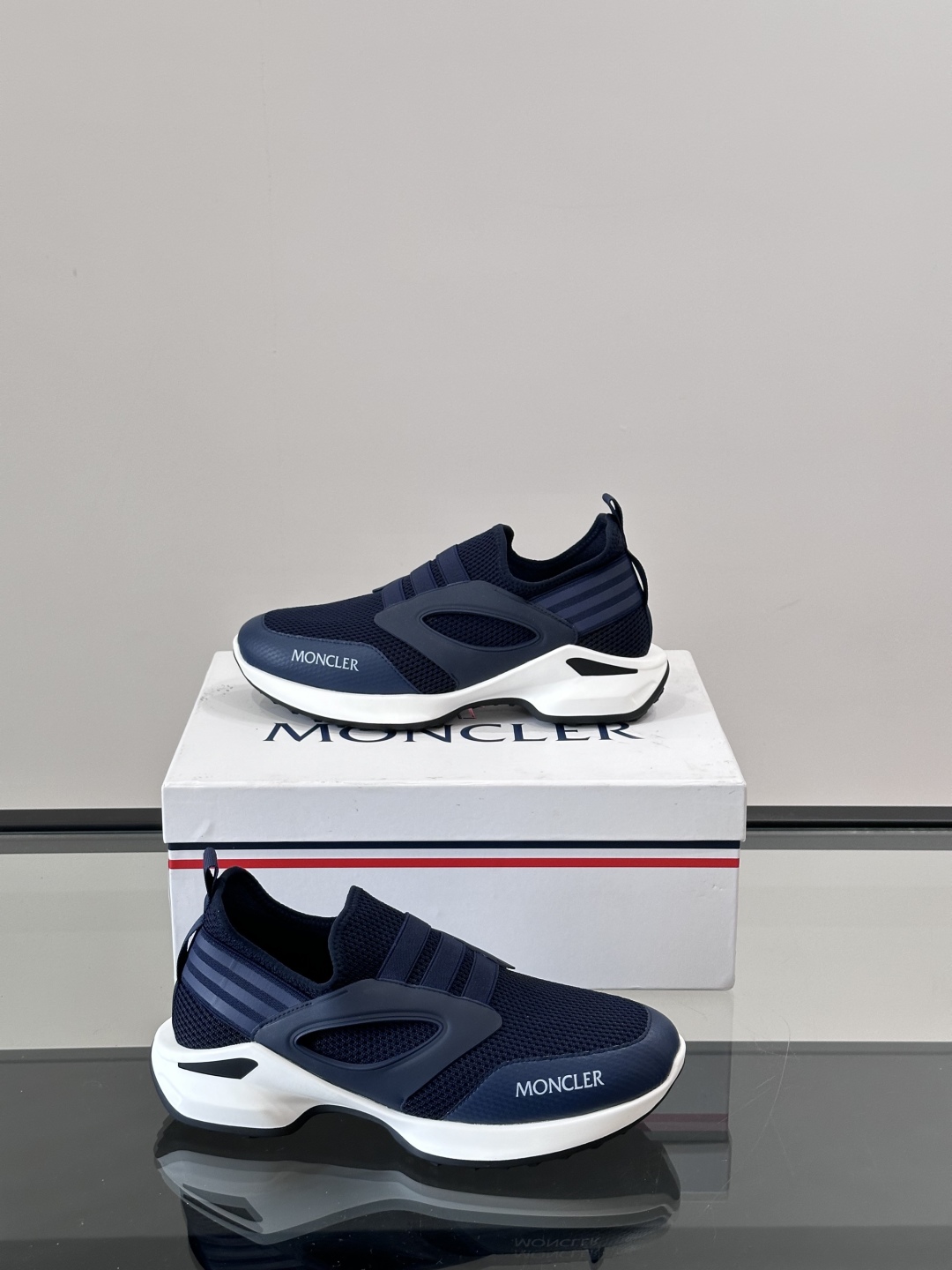 Moncler Men's Casual Slip-On Sneakers, Comfortable and Breathable, Sizes 39-44 5 cmp i1746460325556 3120 0 3
