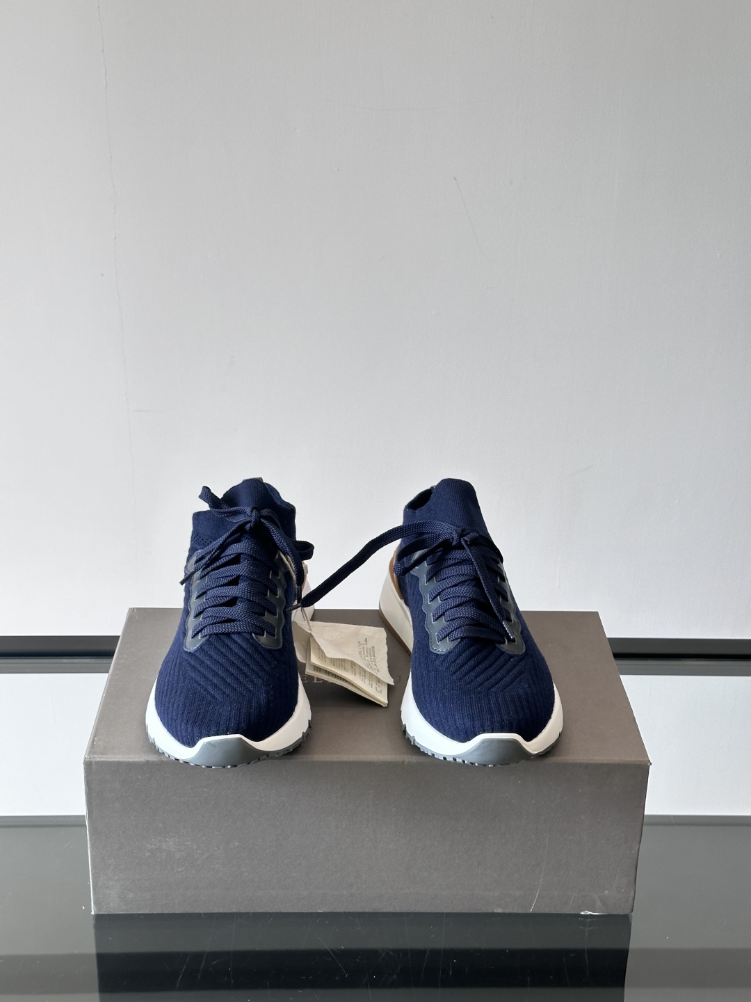 Brunello Cucinelli 新款拼色运动板男鞋 此款运动鞋面料采用进口飞织，春夏穿着舒适透气，