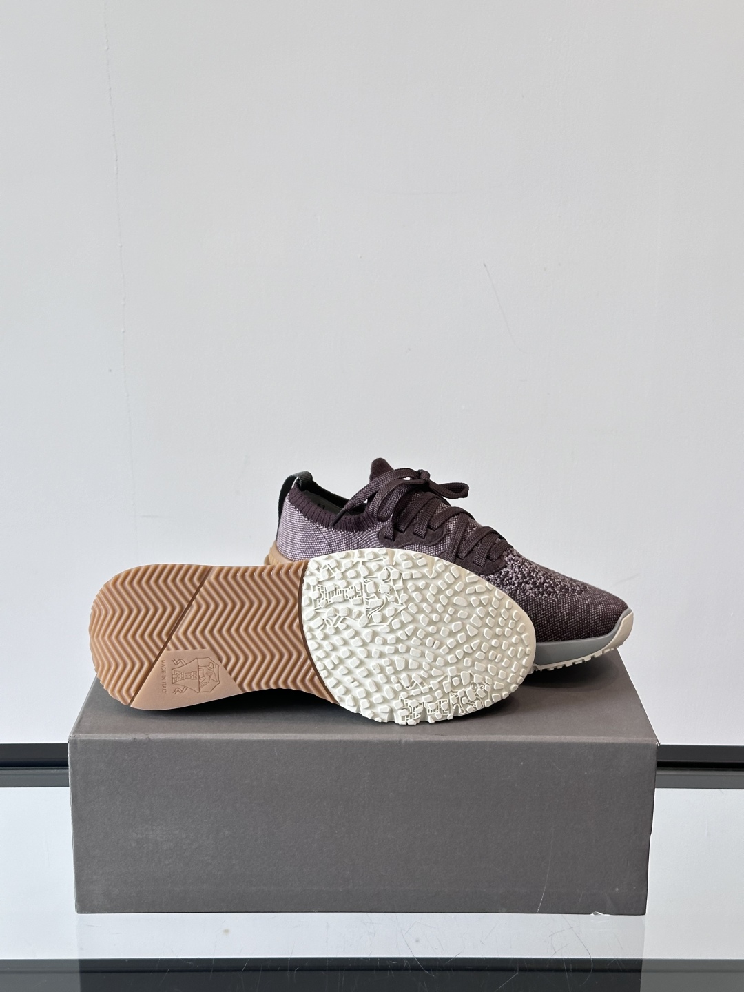 Brunello Cucinelli 新款拼色运动板男鞋 此款运动鞋面料采用进口飞织，春夏穿着舒适透气，