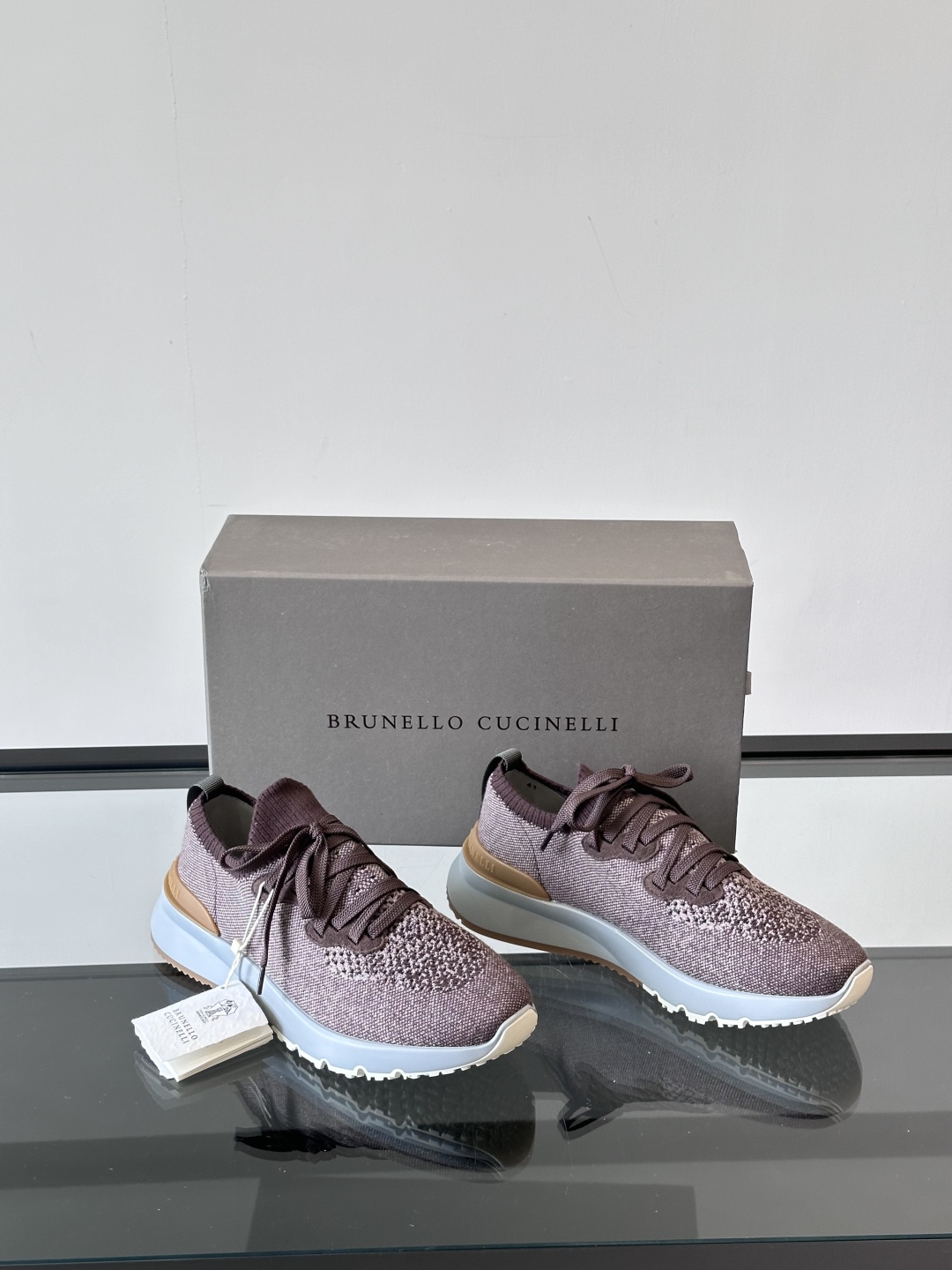 Brunello Cucinelli 新款拼色运动板男鞋 此款运动鞋面料采用进口飞织，春夏穿着舒适透气，