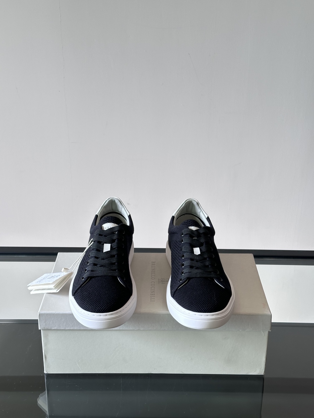 Brunello Cucinelli 老钱风意大利顶奢休闲男鞋，面料采用进口编织材料。立体感和亲肤感十足