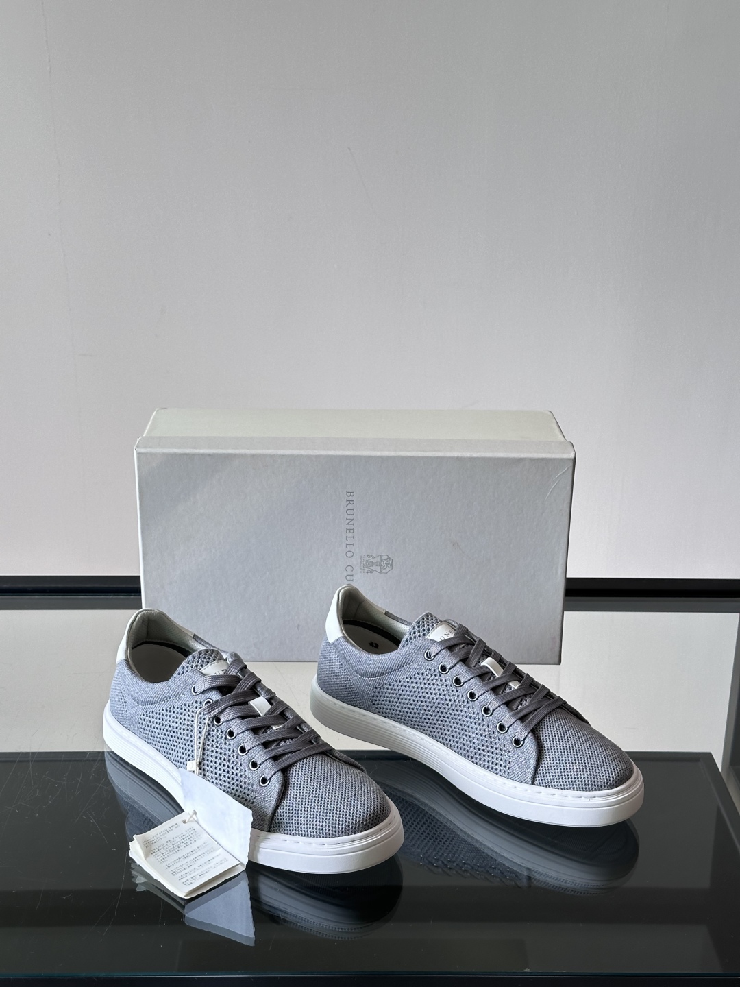 Brunello Cucinelli 老钱风意大利顶奢休闲男鞋，面料采用进口编织材料。立体感和亲肤感十足