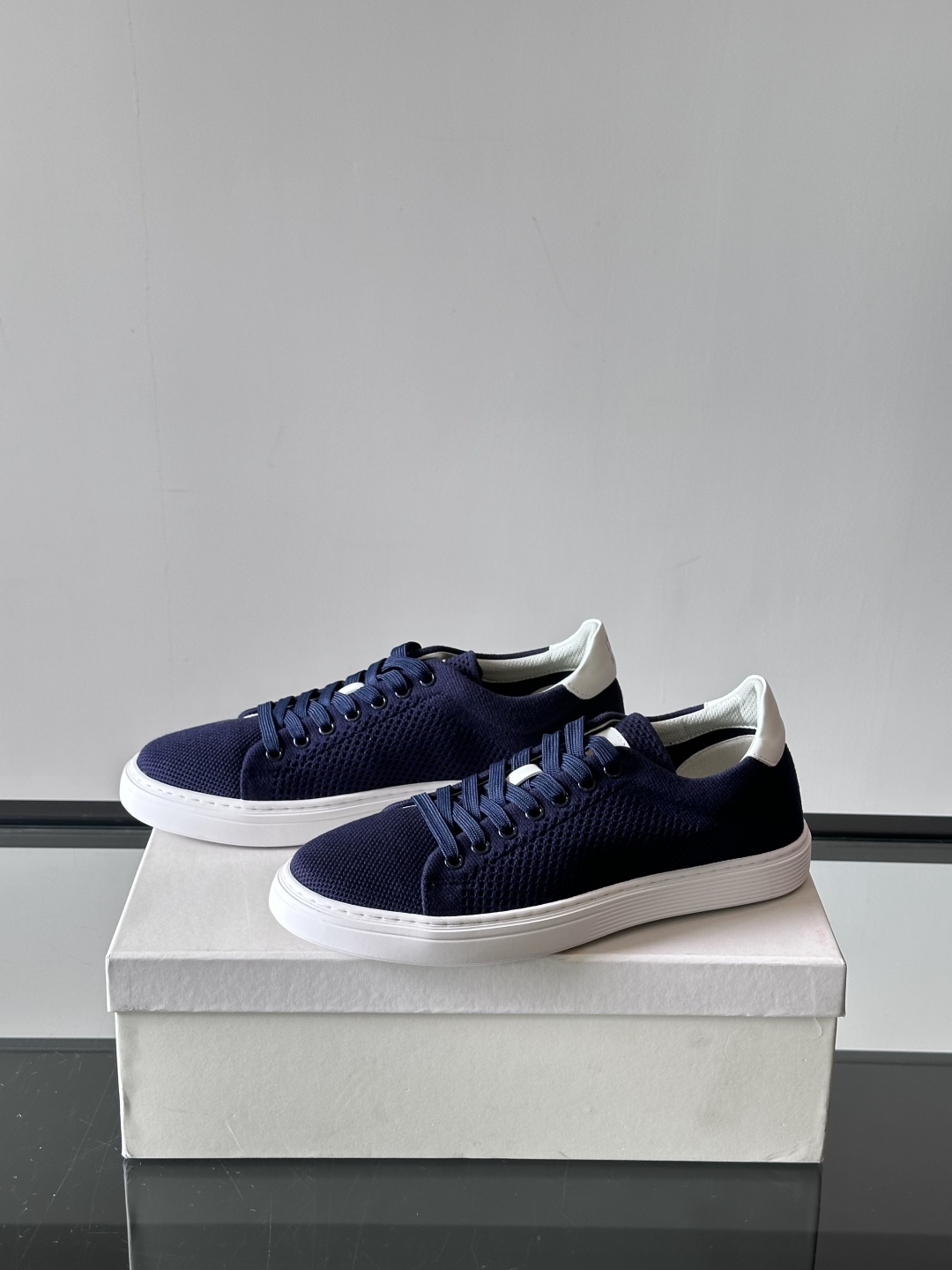 Brunello Cucinelli 老钱风意大利顶奢休闲男鞋，面料采用进口编织材料。立体感和亲肤感十足