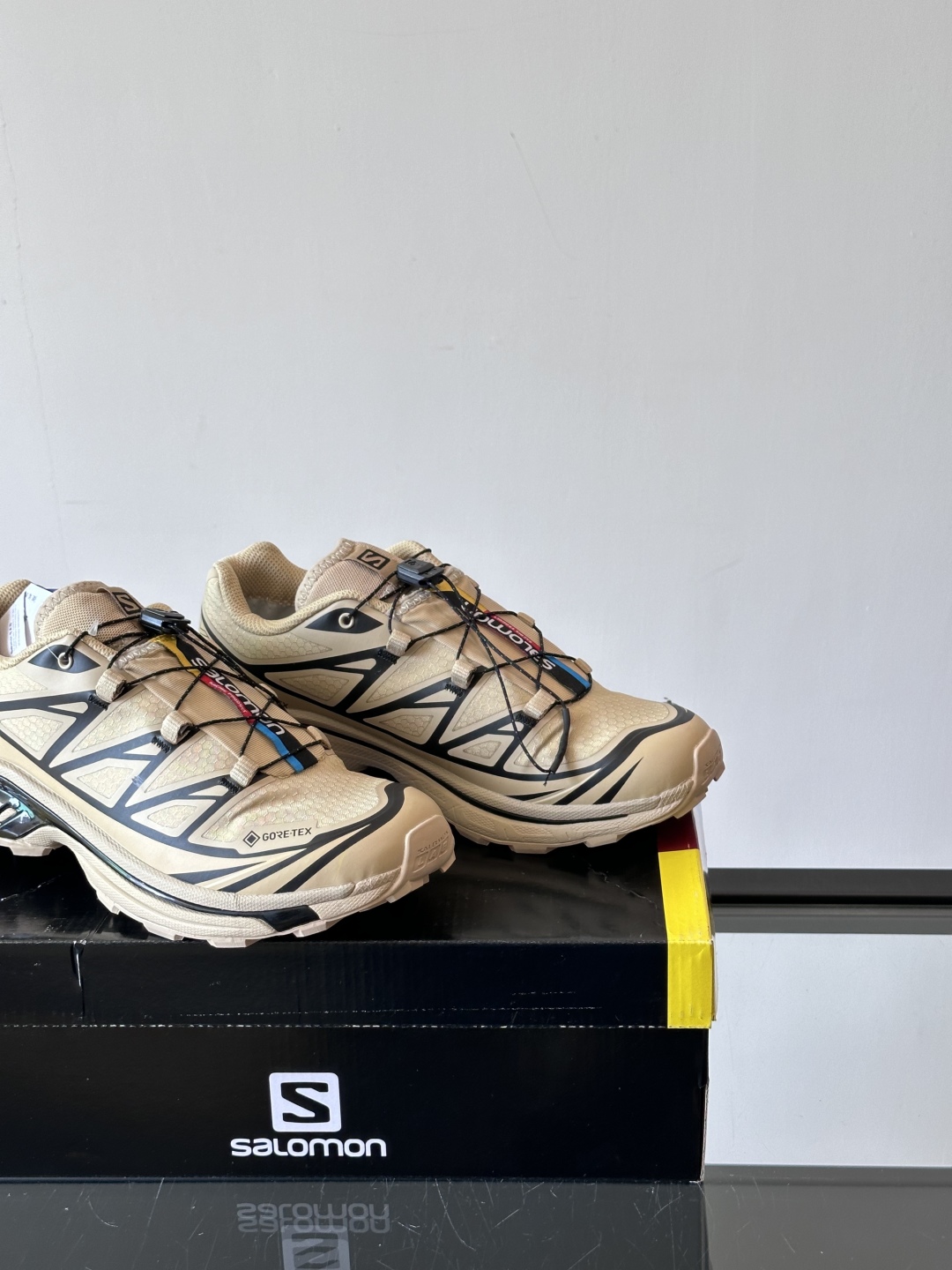 顶级莞版 Salomon XT-6 GTX年度重磅发售
首发卡其绿色，低饱和，高适配型格无双，雨野兼修，