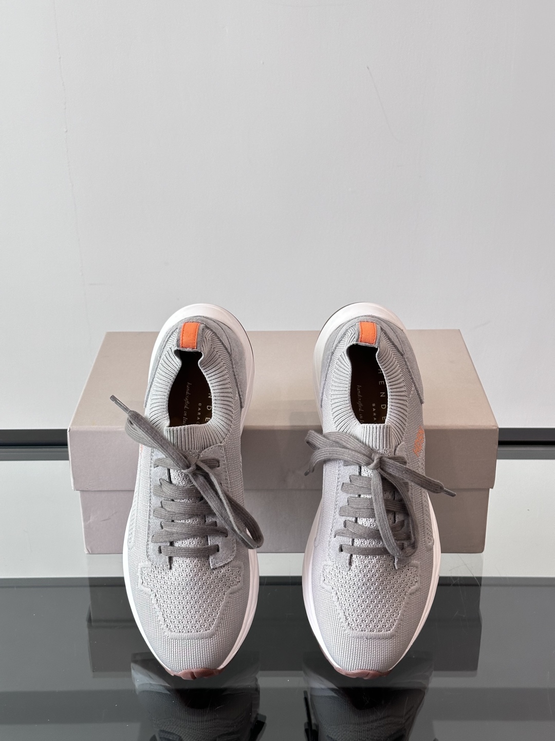 Henderson意大利品牌休闲运动鞋👟，Henderson的鞋履不仅舒适，还超级百搭。无论是职场、约会