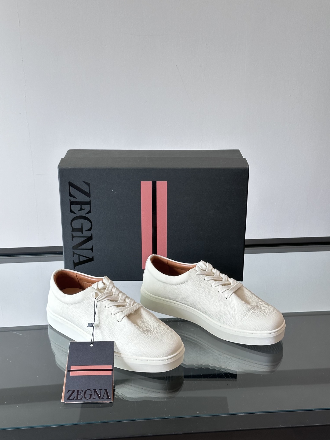 Zegna杰尼-亚  SECONDSKIN 休闲运动鞋  粒面低帮运动鞋质感柔软。脚感nice 必入单品