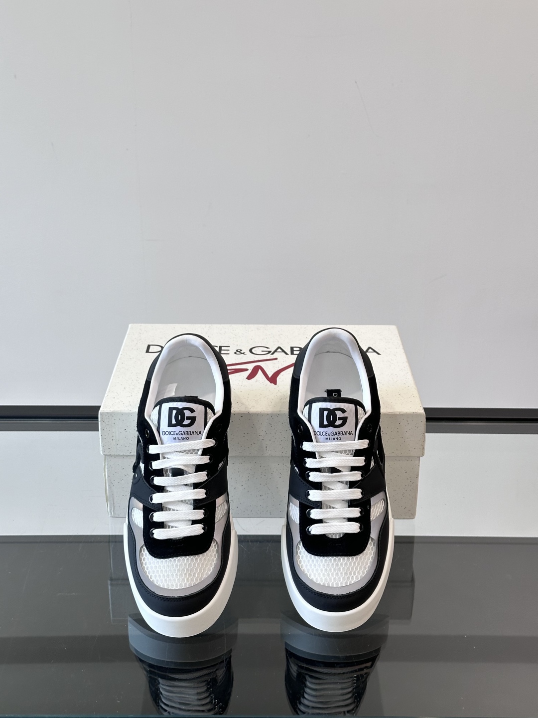 Dolce & Gabbana Strobel Portofino 杜嘉班纳男士休闲鞋👟，全新男士牛仔拼