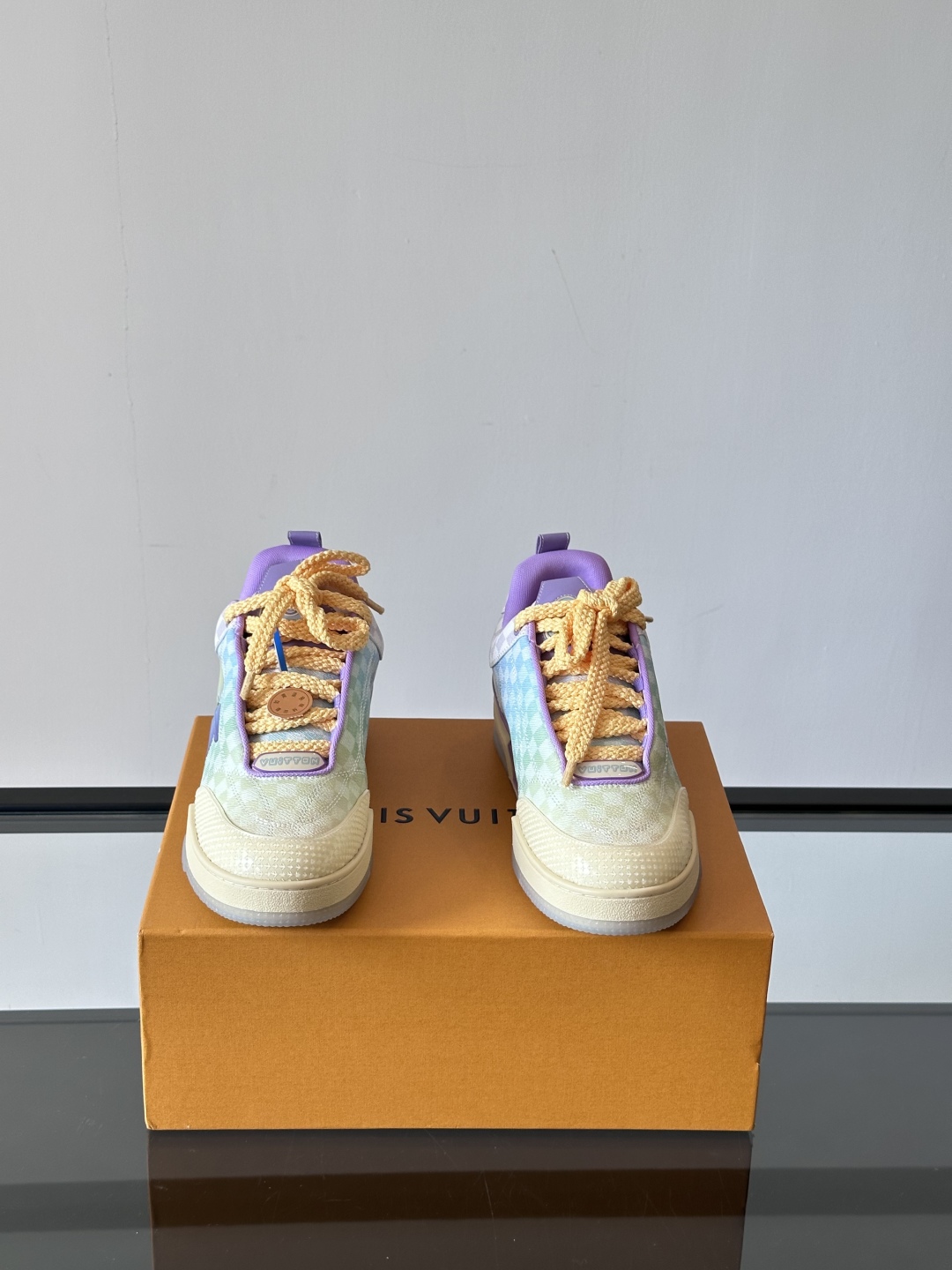 Louis Vuitton 2025 SS Skate Shoes: Gradient Floral Design, Unisex Style 3 cmp i1747554091148 9411 0 1