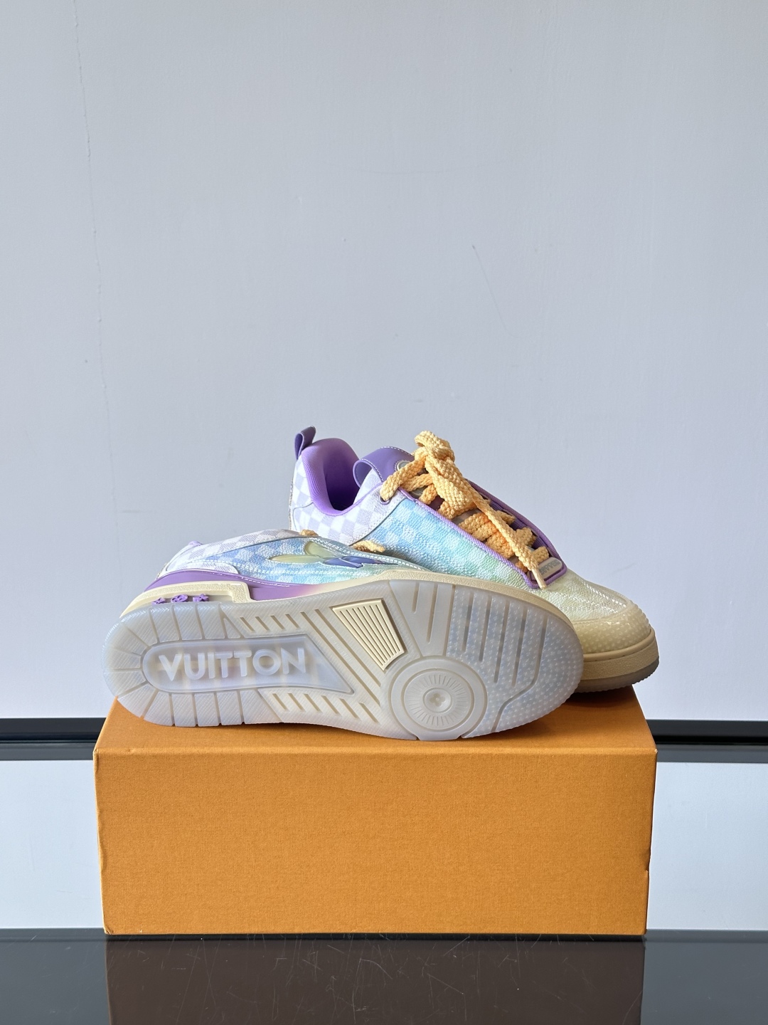 Louis Vuitton 2025 SS Skate Shoes: Gradient Floral Design, Unisex Style 10 cmp i1747554093594 8286 0 8