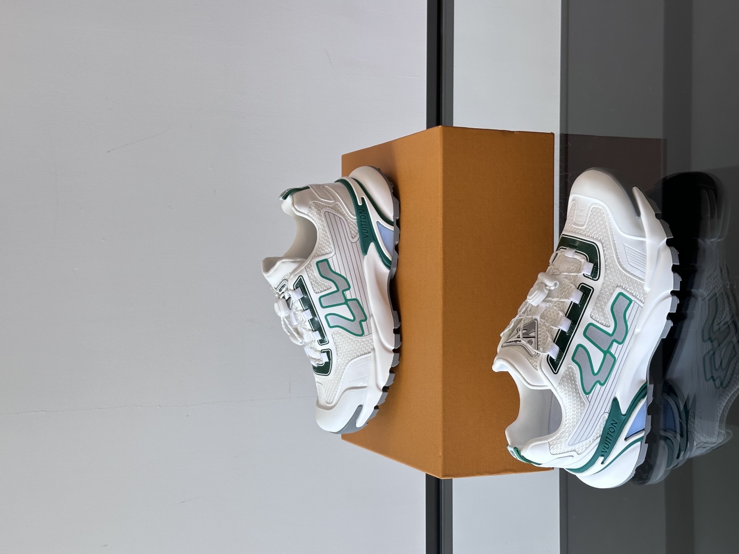 Louis Vuitton Runner Tatic SS25: Street-Ready Luxury Sneakers 5 cmp i1747561833303 8401 0 3