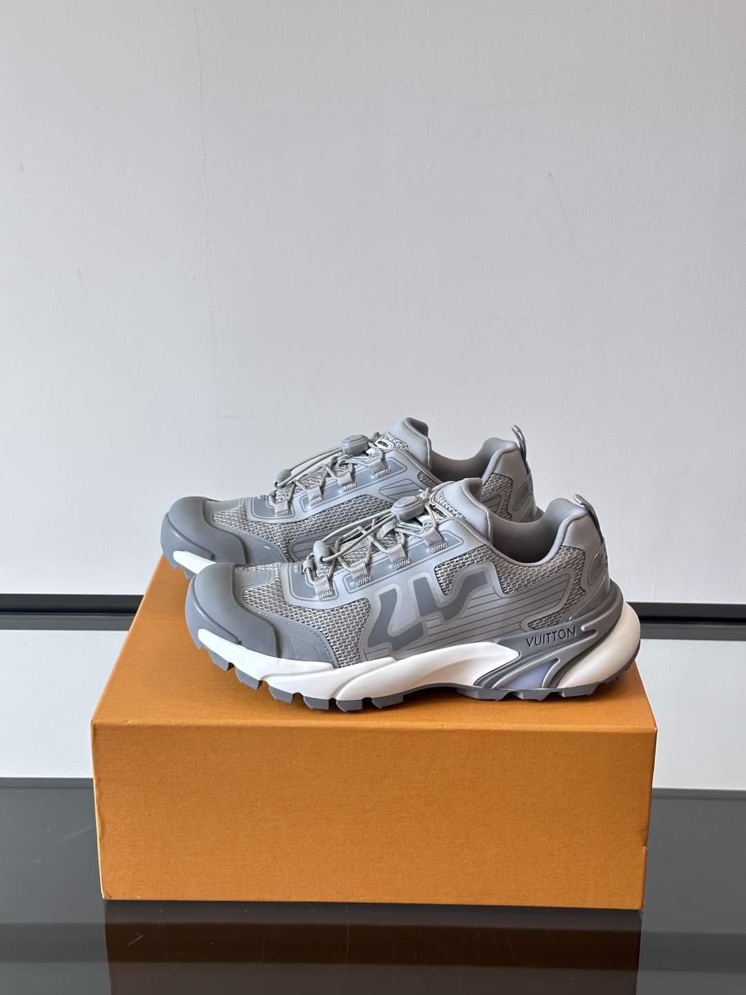 Louis Vuitton Runner Tatic SS25: Street Style Luxury Sneakers 4 cmp i1747561835537 8507 0 2