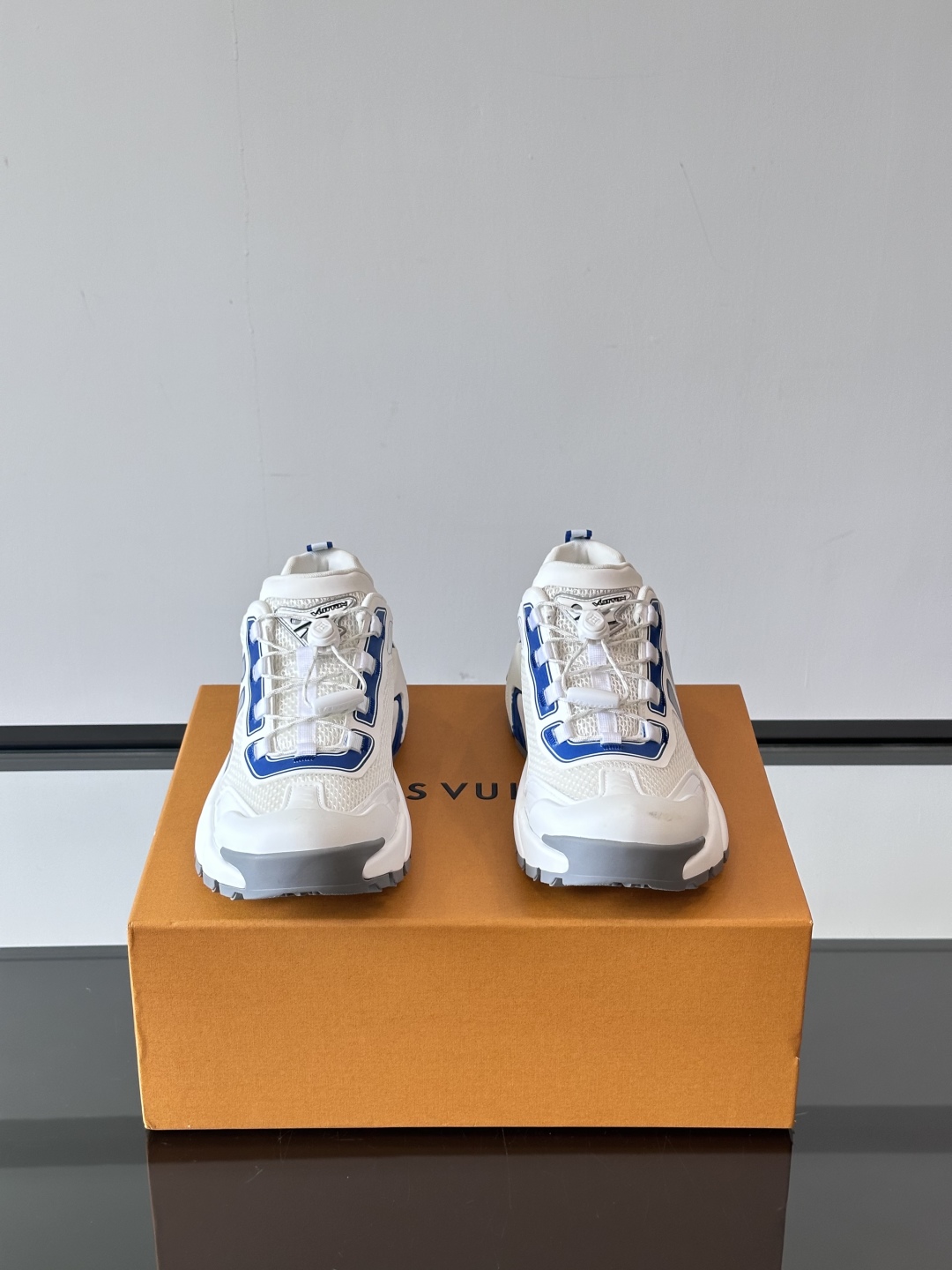Louis Vuitton Runner Tatic SS25: Street Style Luxury Sneakers 3 cmp i1747561861458 5490 0 1