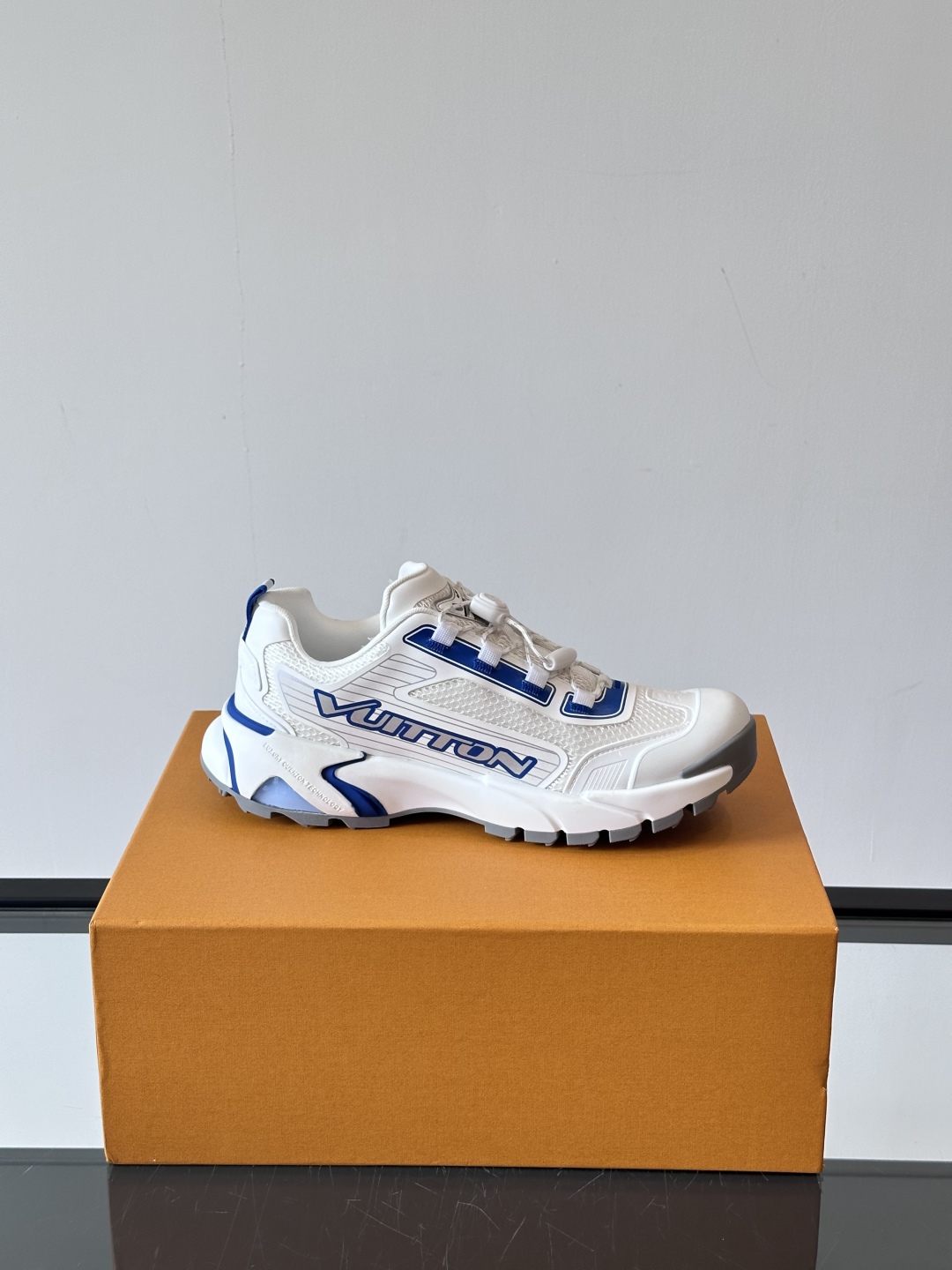 Louis Vuitton Runner Tatic SS25: Street Style Luxury Sneakers 7 cmp i1747561867645 7804 0 5