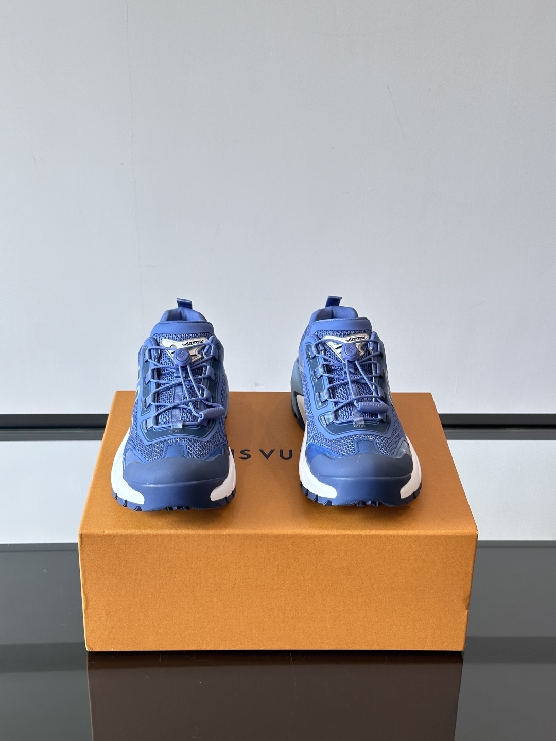 LV Runner TaticSS25春夏新系列也是可爱到无话可说👟Pharrell在LV的设计风格,以