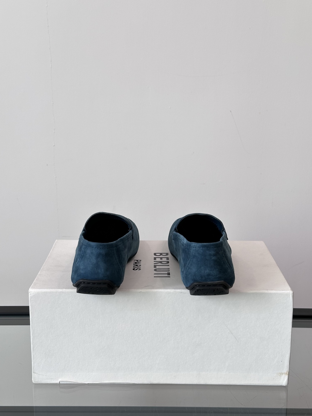 Berluti/布鲁提Eden Scritto图纹皮革便鞋男士套脚款，采用进口牛皮鞋面 柔软有型 舒适透
