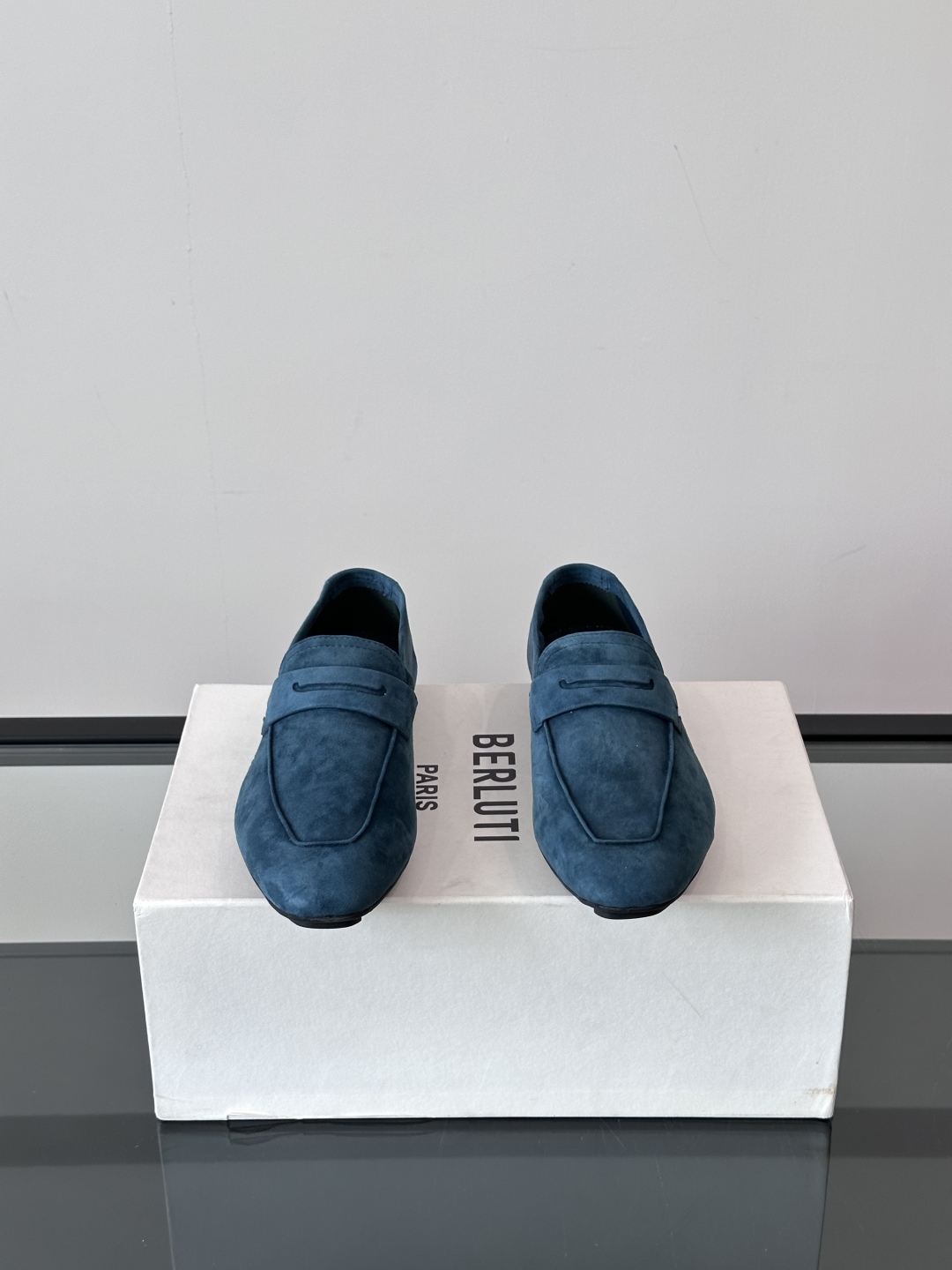 Berluti/布鲁提Eden Scritto图纹皮革便鞋男士套脚款，采用进口牛皮鞋面 柔软有型 舒适透