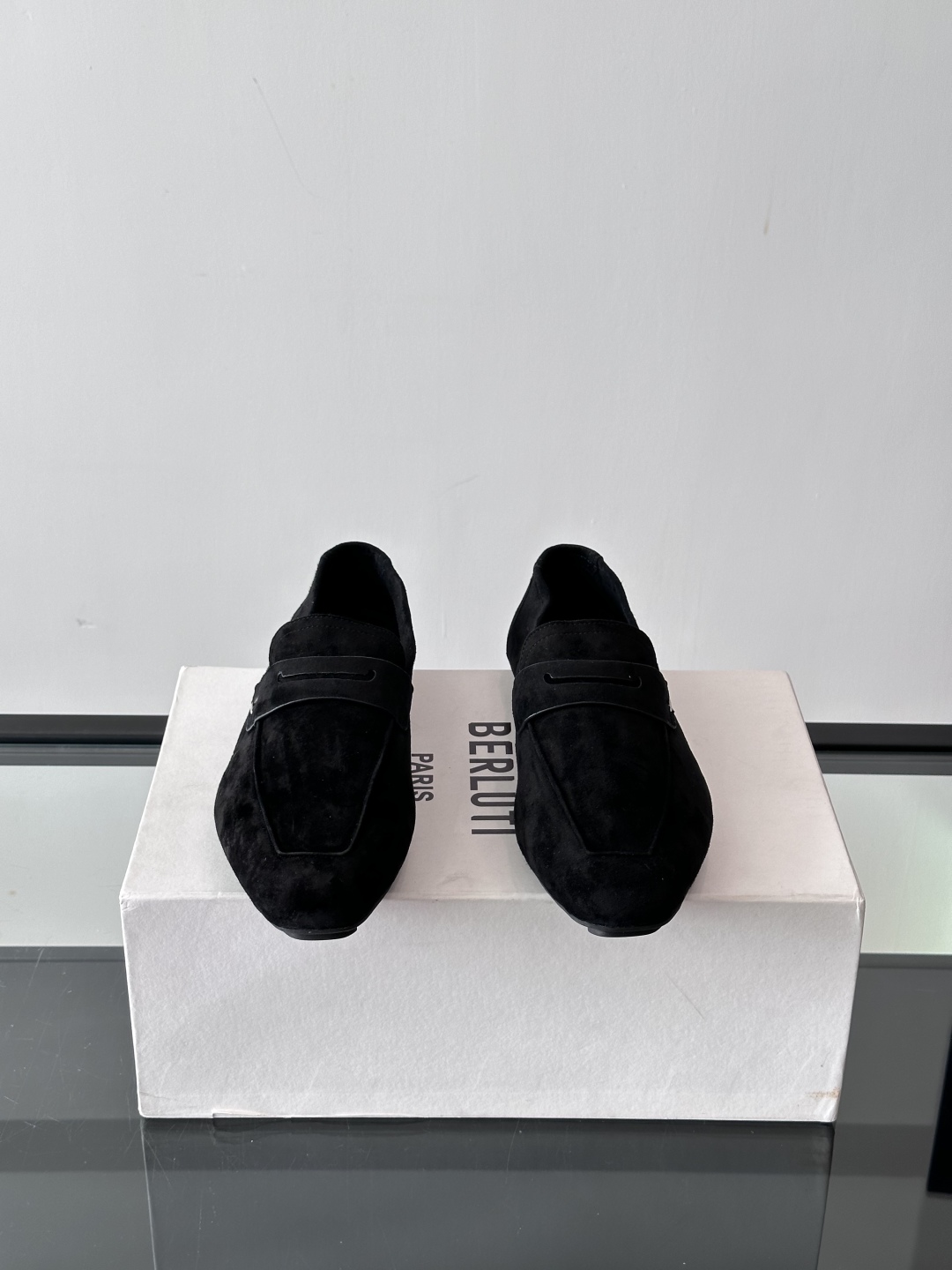 Berluti/布鲁提Eden Scritto图纹皮革便鞋男士套脚款，采用进口牛皮鞋面 柔软有型 舒适透