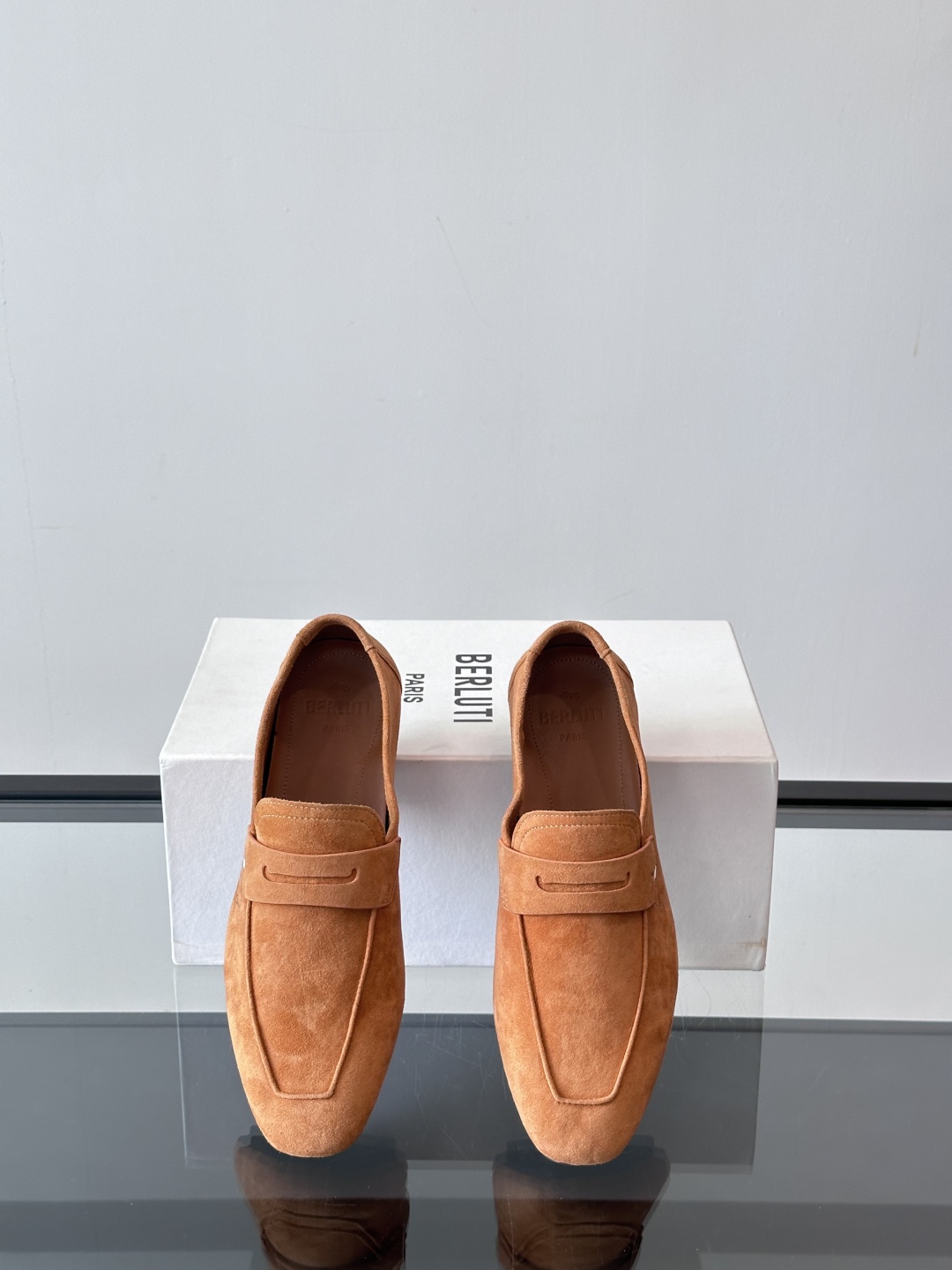 Berluti/布鲁提Eden Scritto图纹皮革便鞋男士套脚款，采用进口牛皮鞋面 柔软有型 舒适透