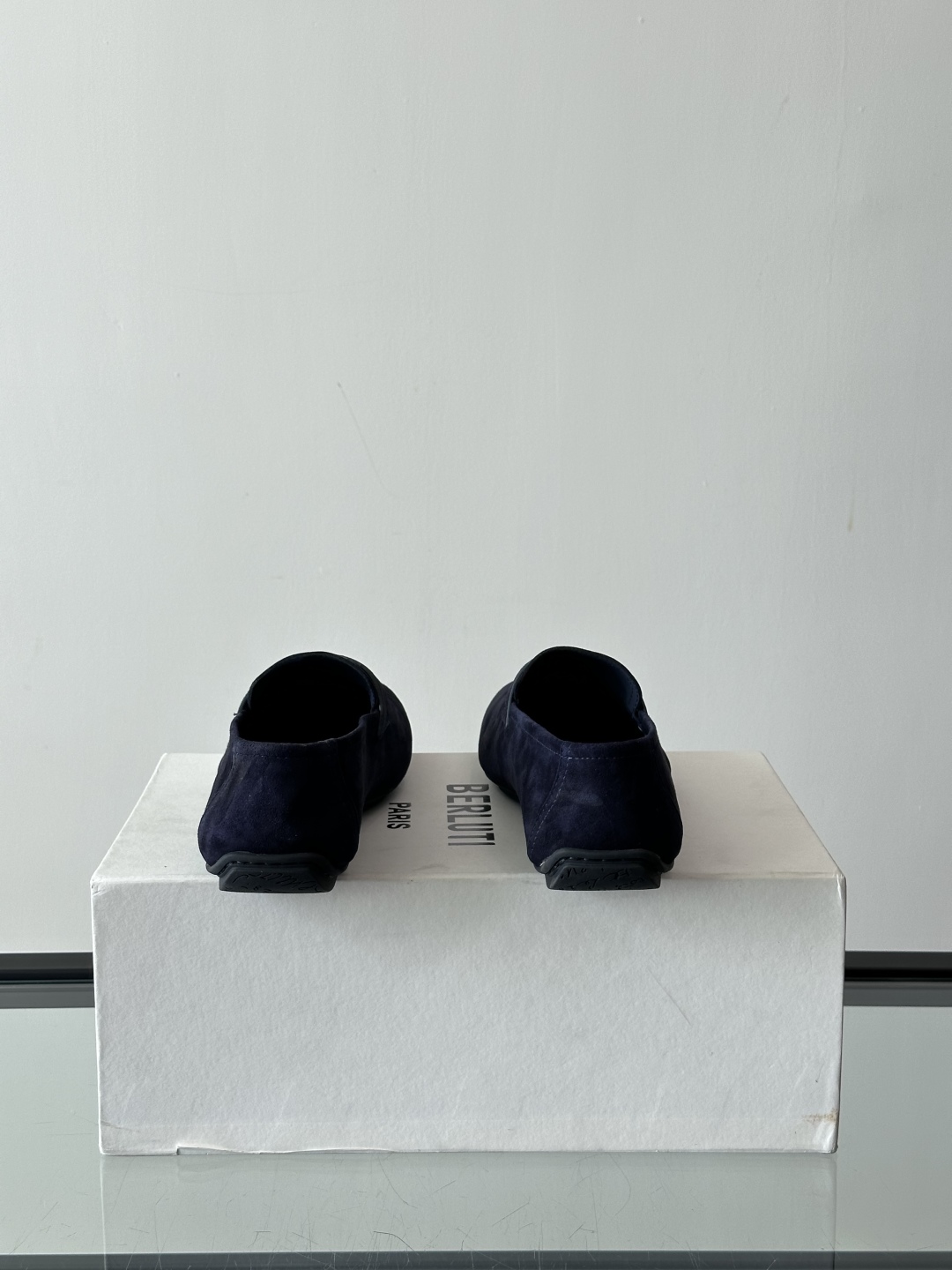 Berluti/布鲁提Eden Scritto图纹皮革便鞋男士套脚款，采用进口牛皮鞋面 柔软有型 舒适透