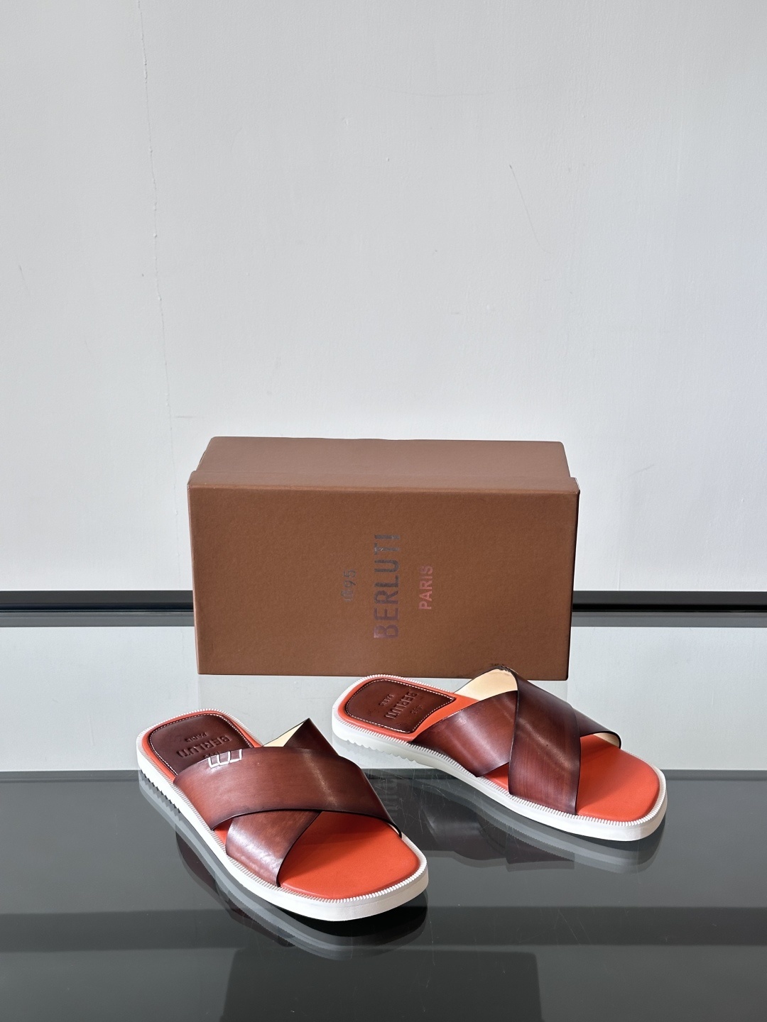 Berlut* 布鲁提 夏季凉鞋新品系列 灵感新季 新款 Shadow 皮革凉鞋 全新