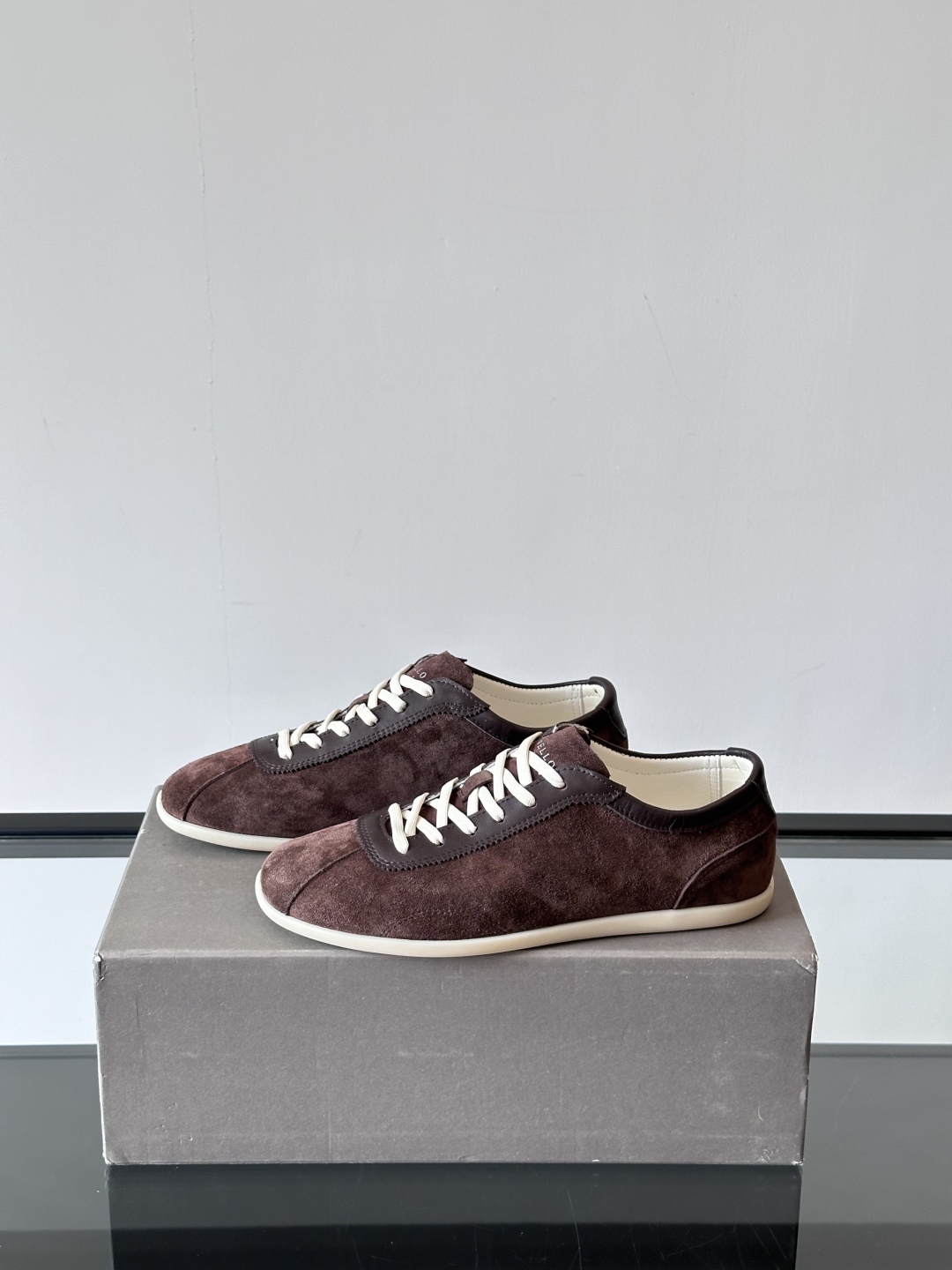 Brunello Cucinelli  SS25🆕春夏新款拼色运动板男鞋 此款运动鞋面料采用意大利进口麂