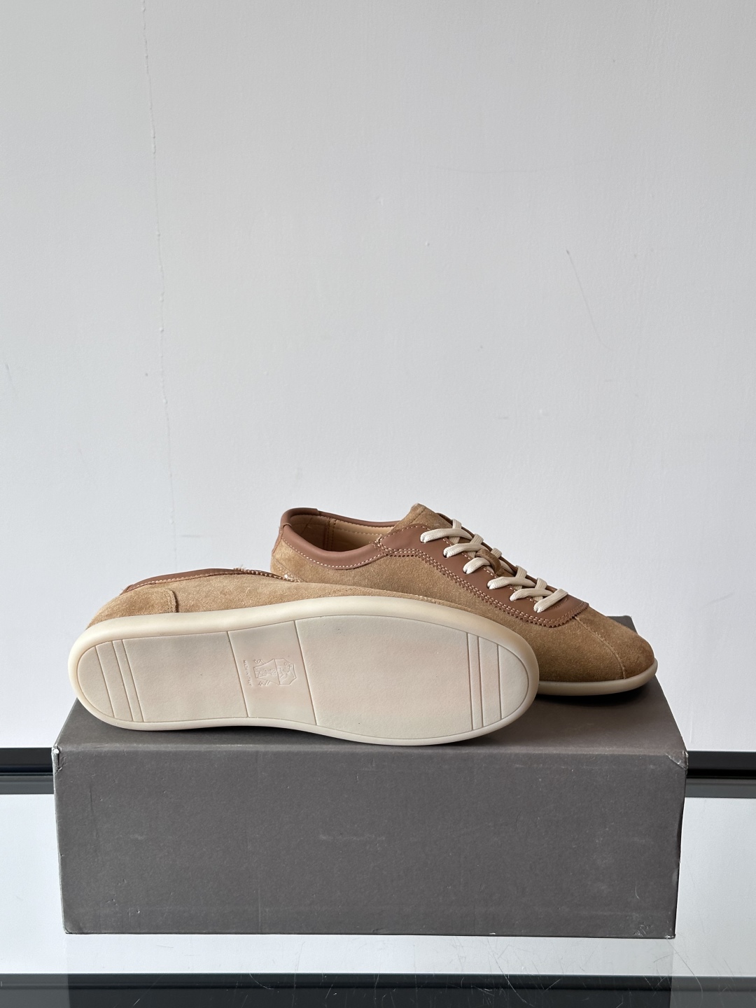 Brunello Cucinelli  SS25🆕春夏新款拼色运动板男鞋 此款运动鞋面料采用意大利进口麂