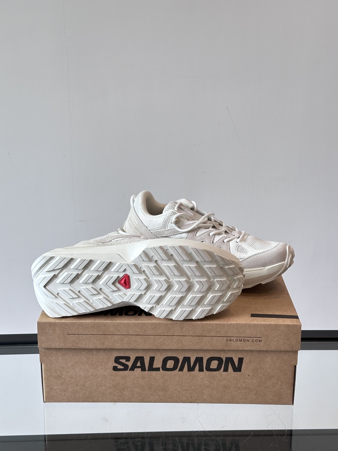 Salomon 萨洛蒙 Odyssey ELMT Low 户外休闲鞋 低帮运动鞋 男女登山鞋 情侣跑鞋👟