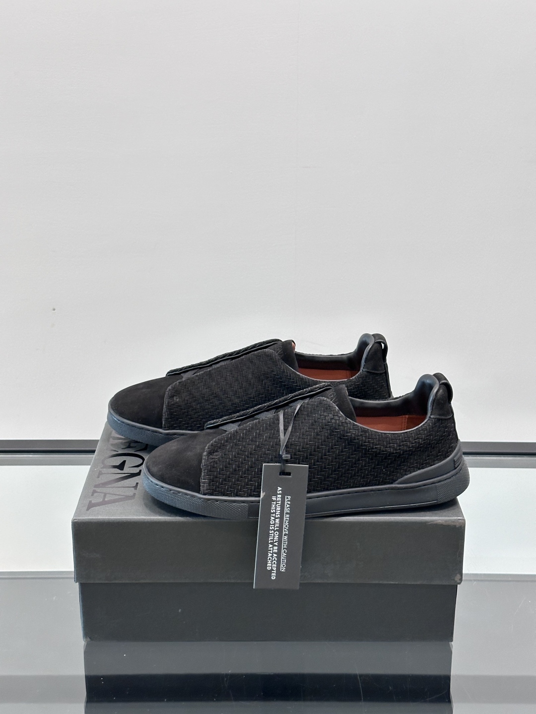 ZEGNA 杰尼亚 绒面奢华休闲TriPle Stitch™ 2025新款男士休闲鞋，选用进口翻毛牛皮打